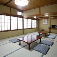 14 Japanese-style room