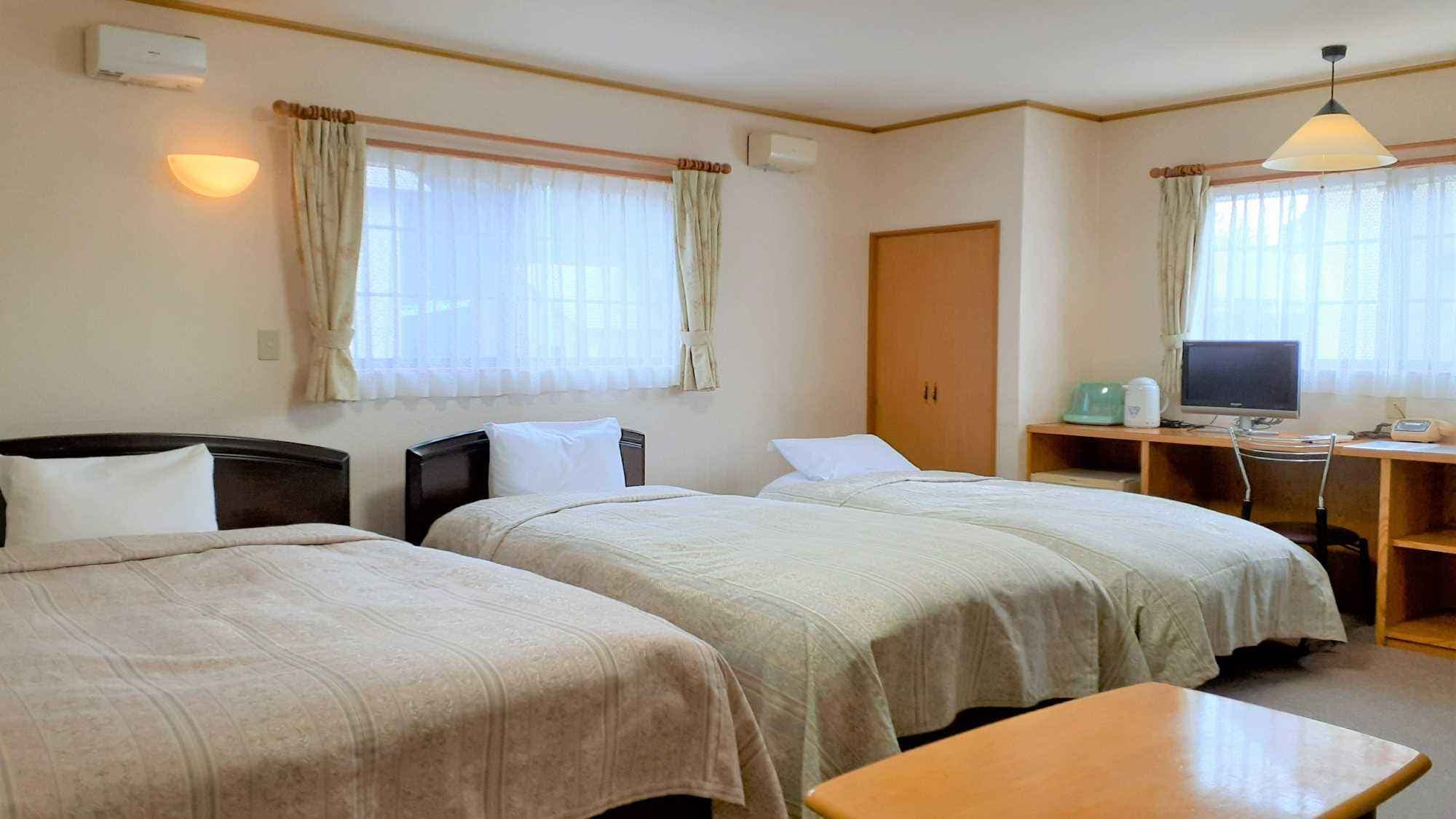・＜Kamar Annex/Kamar Twin Besar＞Setiap kamar dilengkapi dengan TV dan kulkas