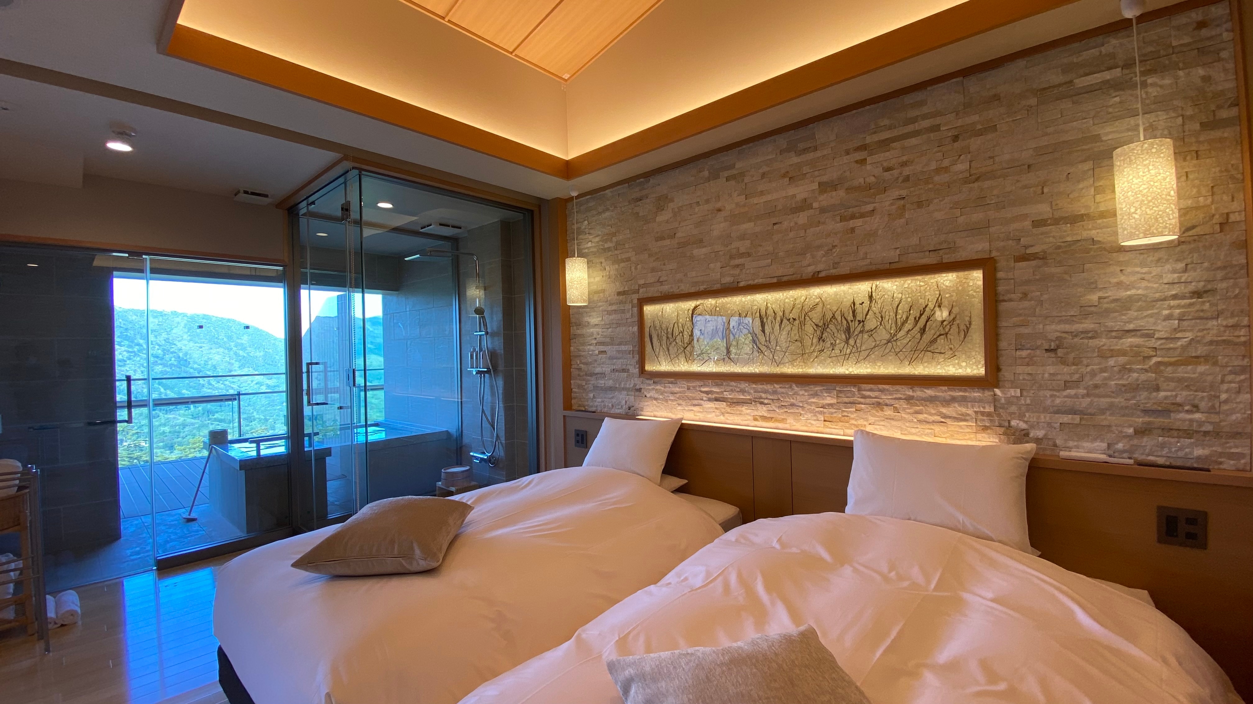 [Ling] Bedroom