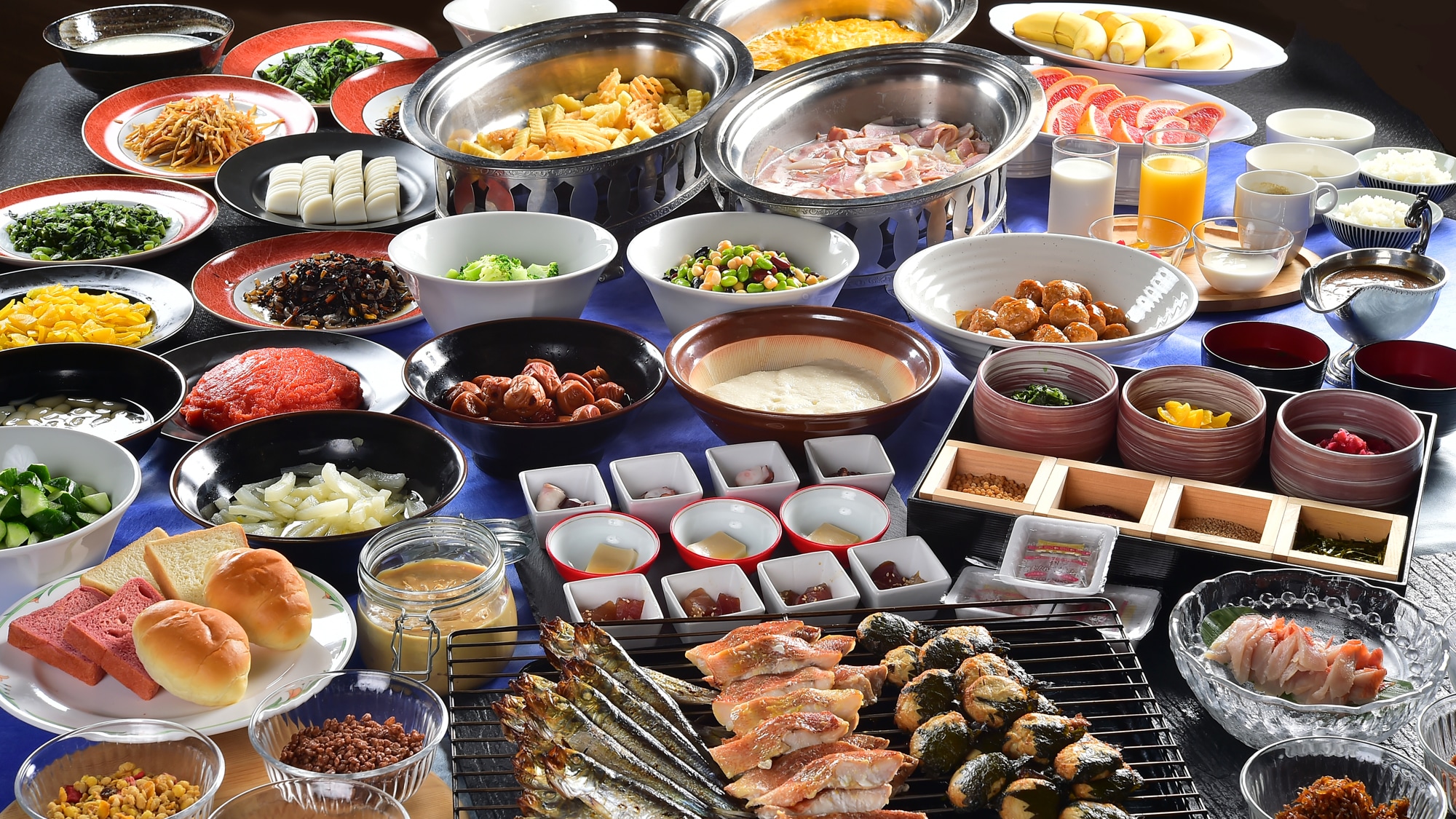 An example of a breakfast buffet *The image is for illustrative purposes only (the set menu may be used depending on the situation)