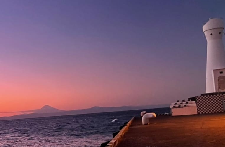 ・日落港