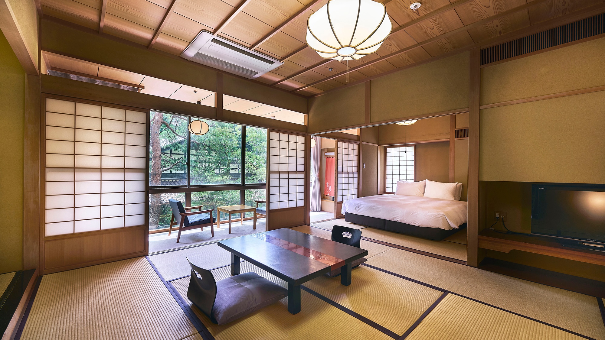 [Choyo Room: Two-story suite] Offers privacy and is ideal for multi-generational families or groups traveling together.