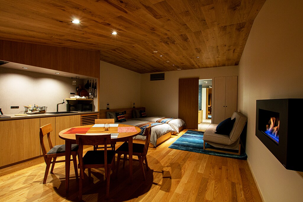 Deluxe Cabin: In-room