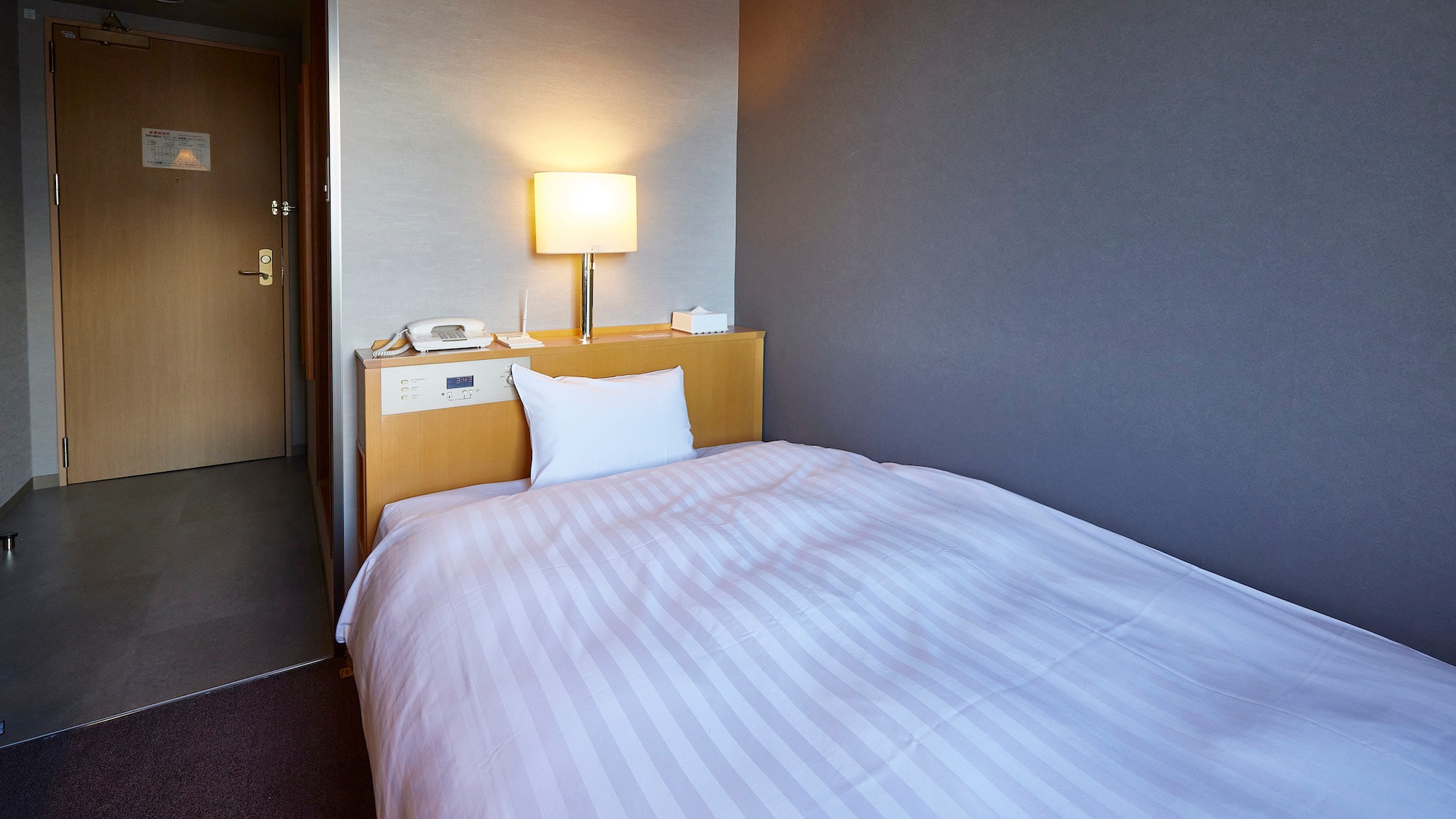 [Non-smoking/Smoking/Electronic cigarettes] Standard room (12m²/Semi-double bed 120cm x 1/Capacity 1-2 people)