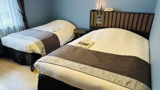 Studio Twin Bed