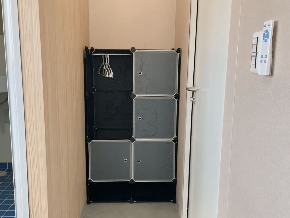 Safety deposit box