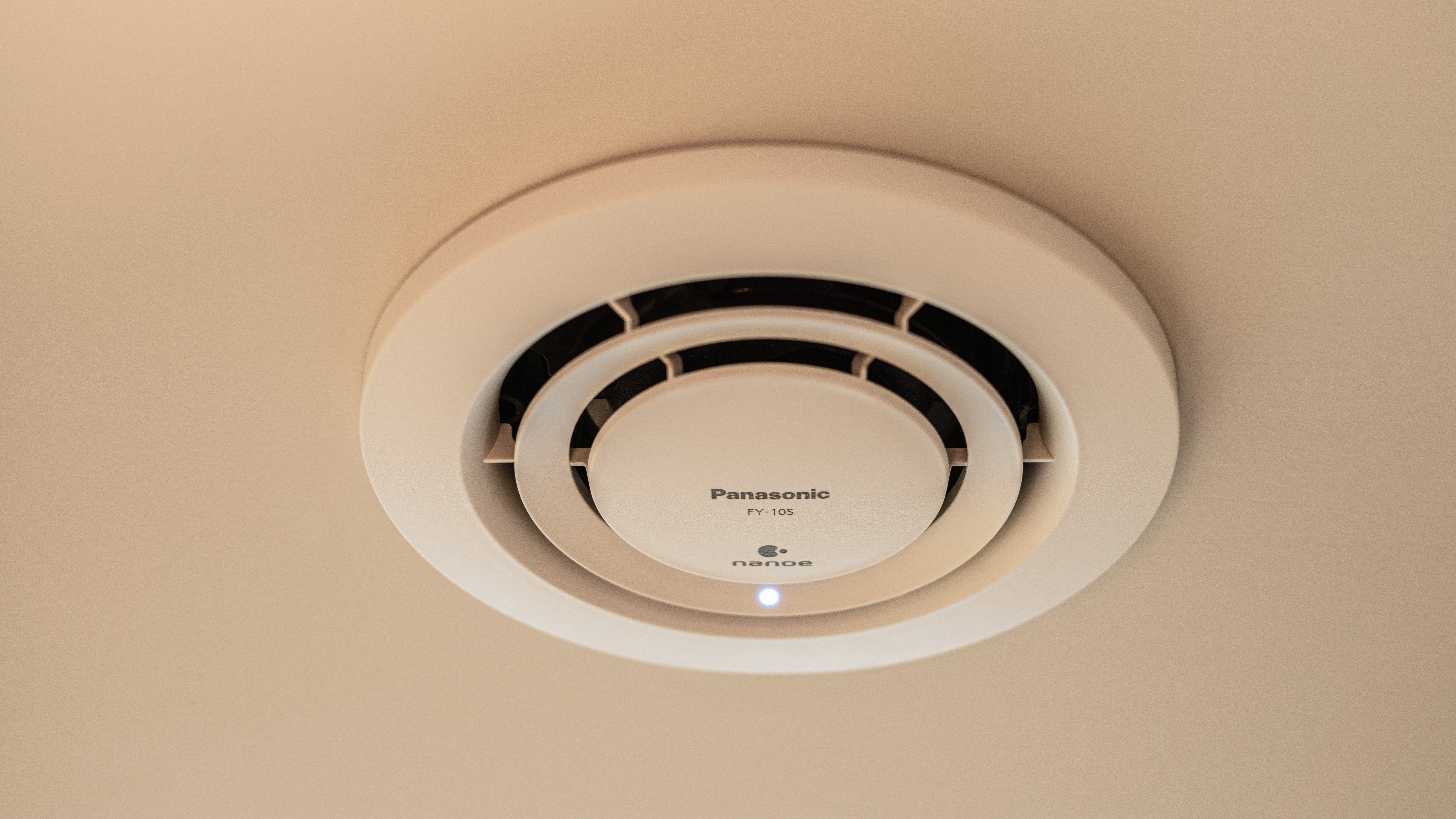 Guest room Ceiling embedded nanoe generator / Panasonic Installed in all guest rooms