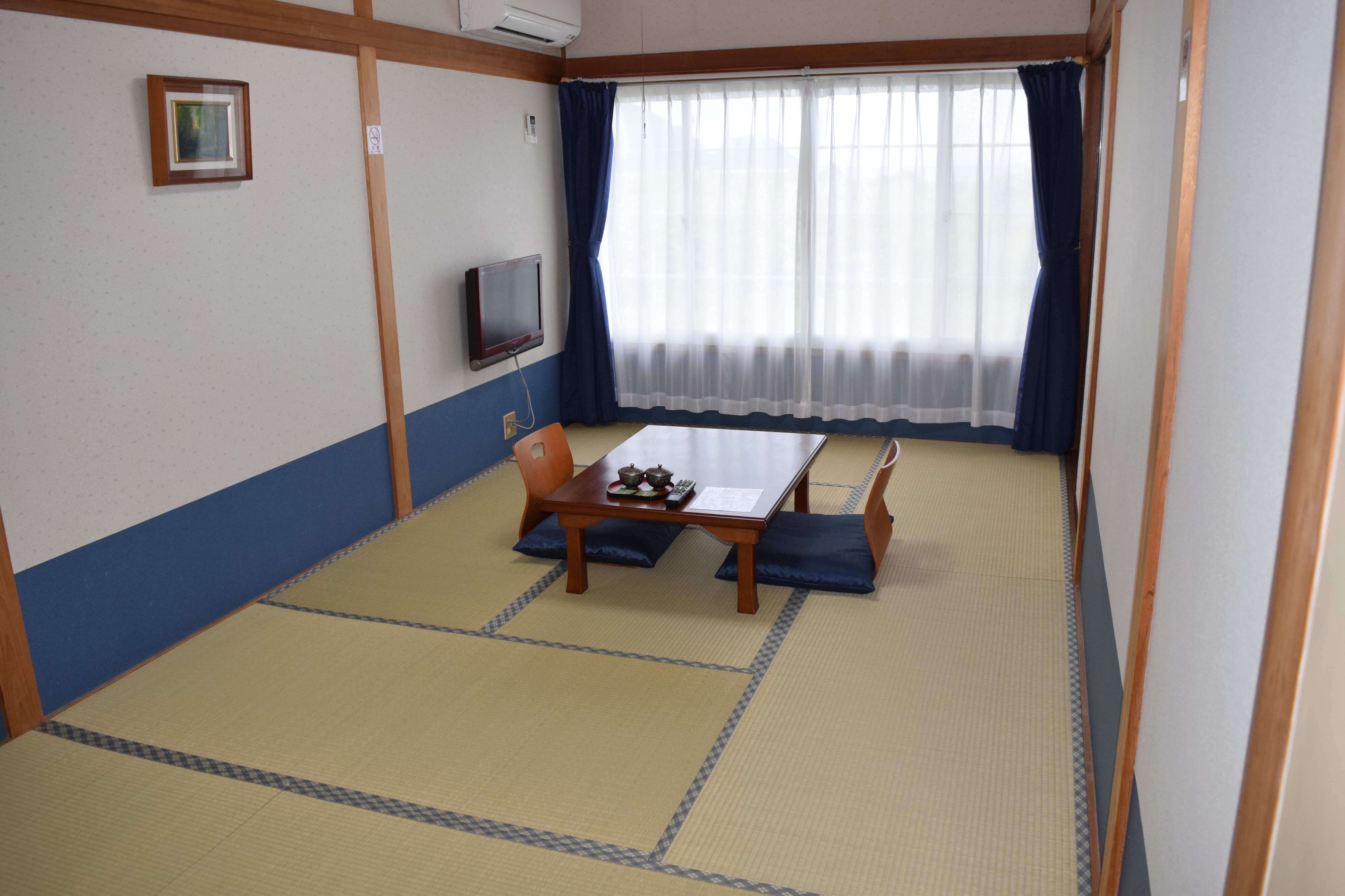 Japanese style room with sea view