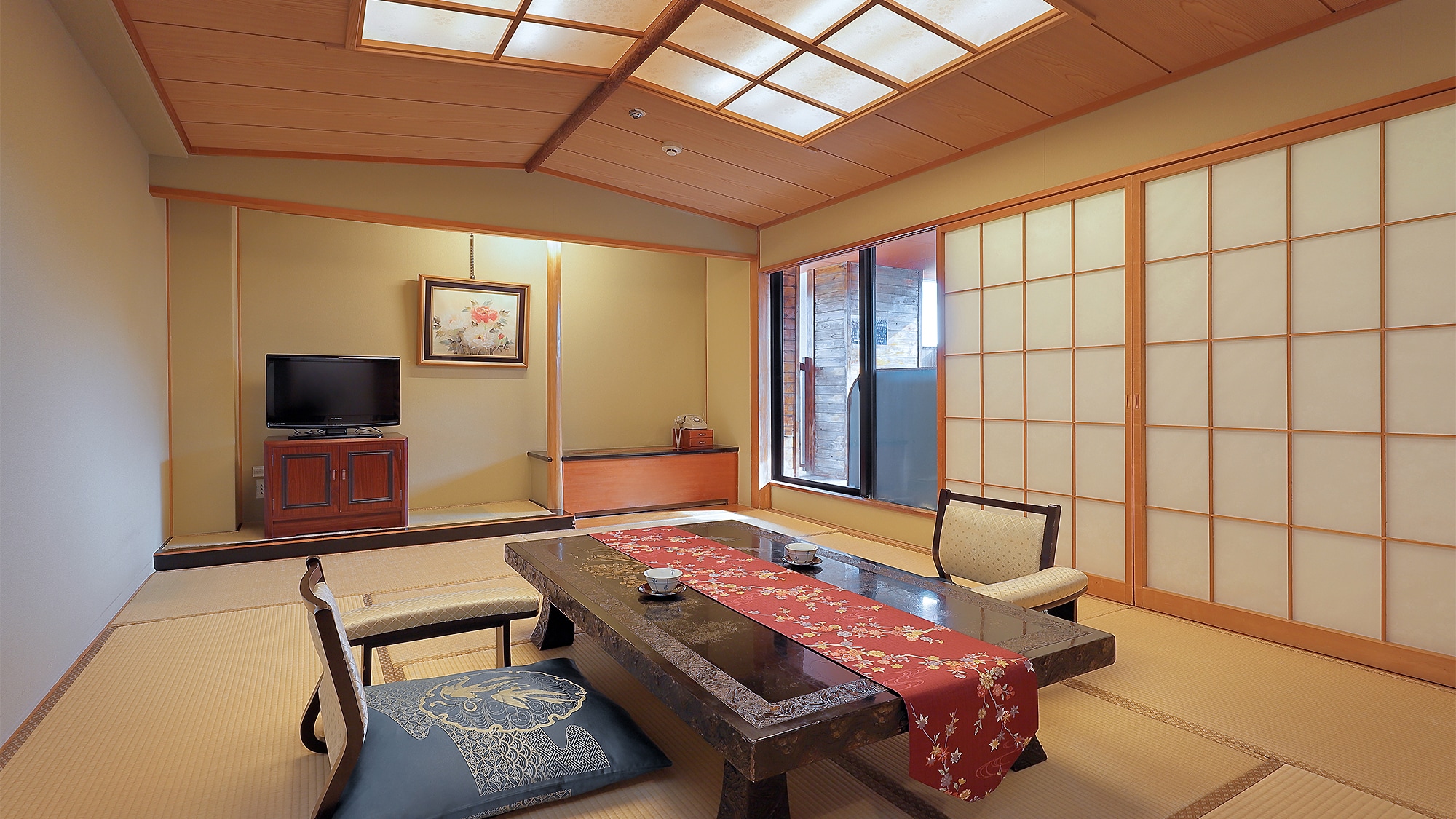 [Japanese-Western style room] Guest room with open-air bath on the 13th floor