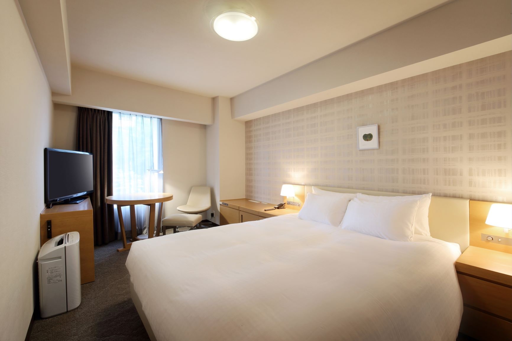 轉角雙人房（路邊）