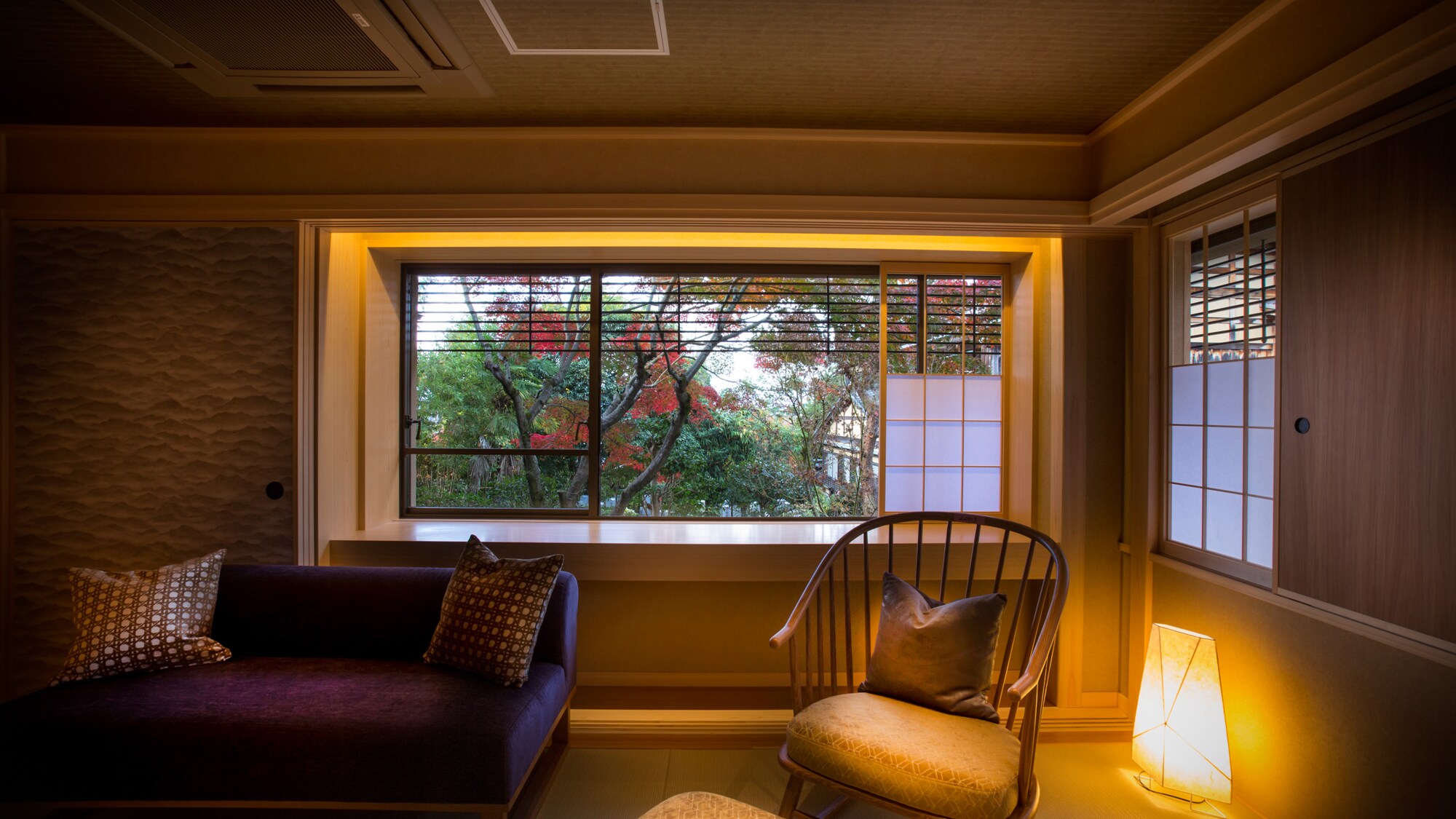 Japanese-Western style room B with semi-open-air bath