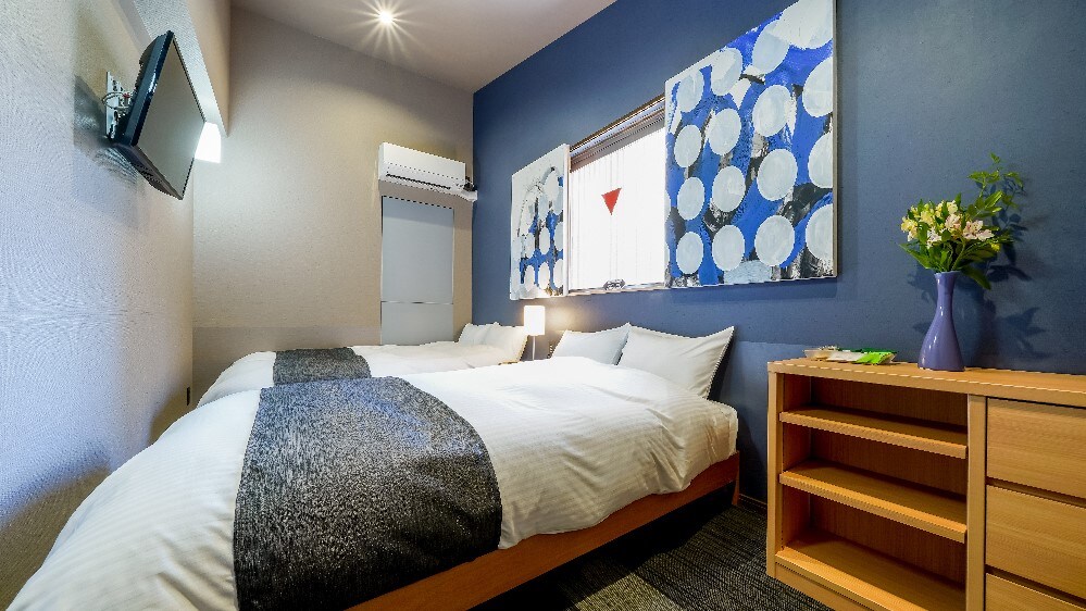[4 semi-double beds] Deluxe Family