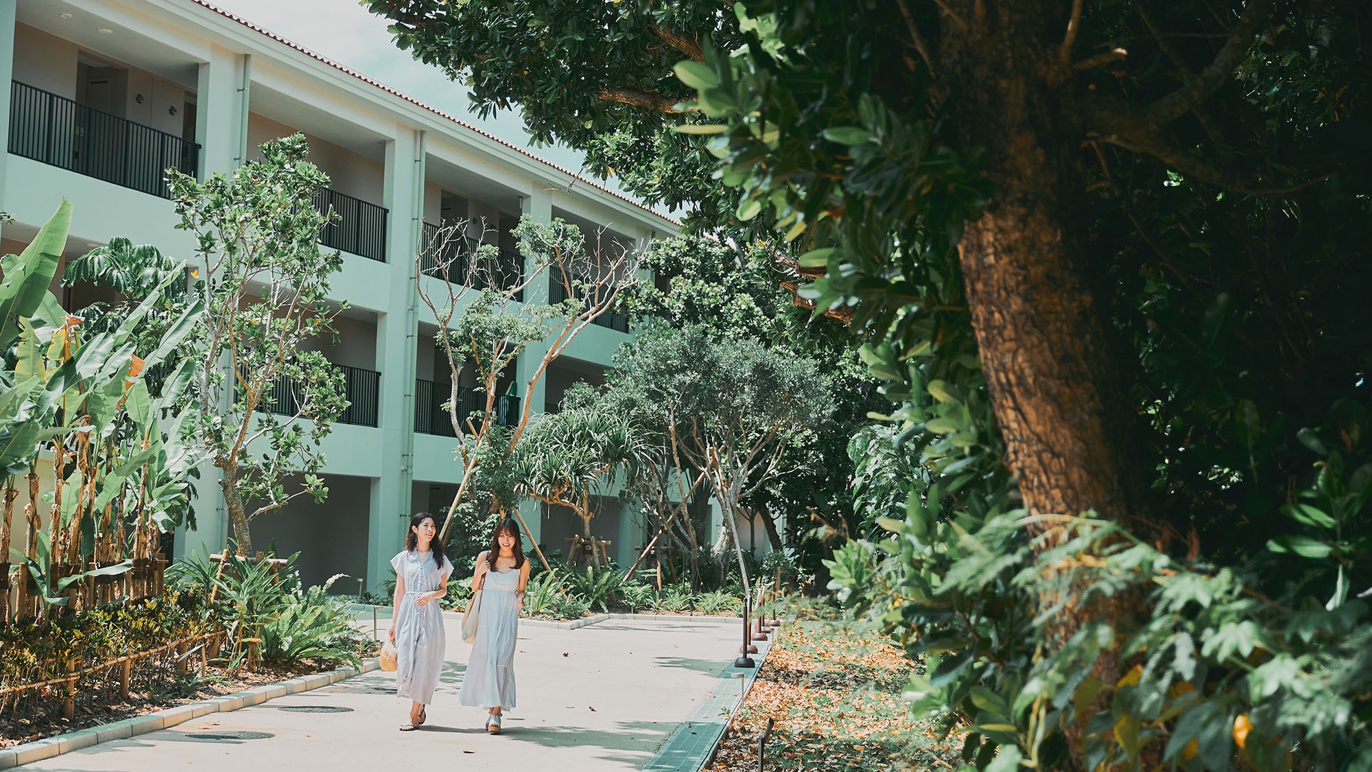 A facility that coexists with abundant nature