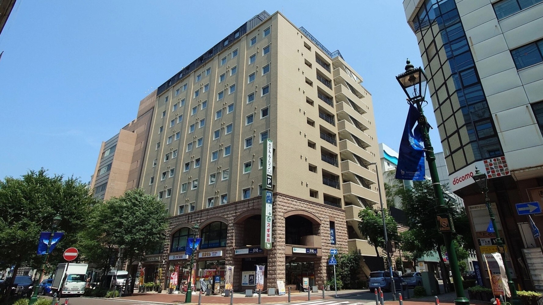 Khách sạn Route Inn Yokohama Bashamichi bên ngoài (cách Lối ra số 5 của Ga Bashamichi trên Tuyến Minatomirai 3 phút đi bộ)