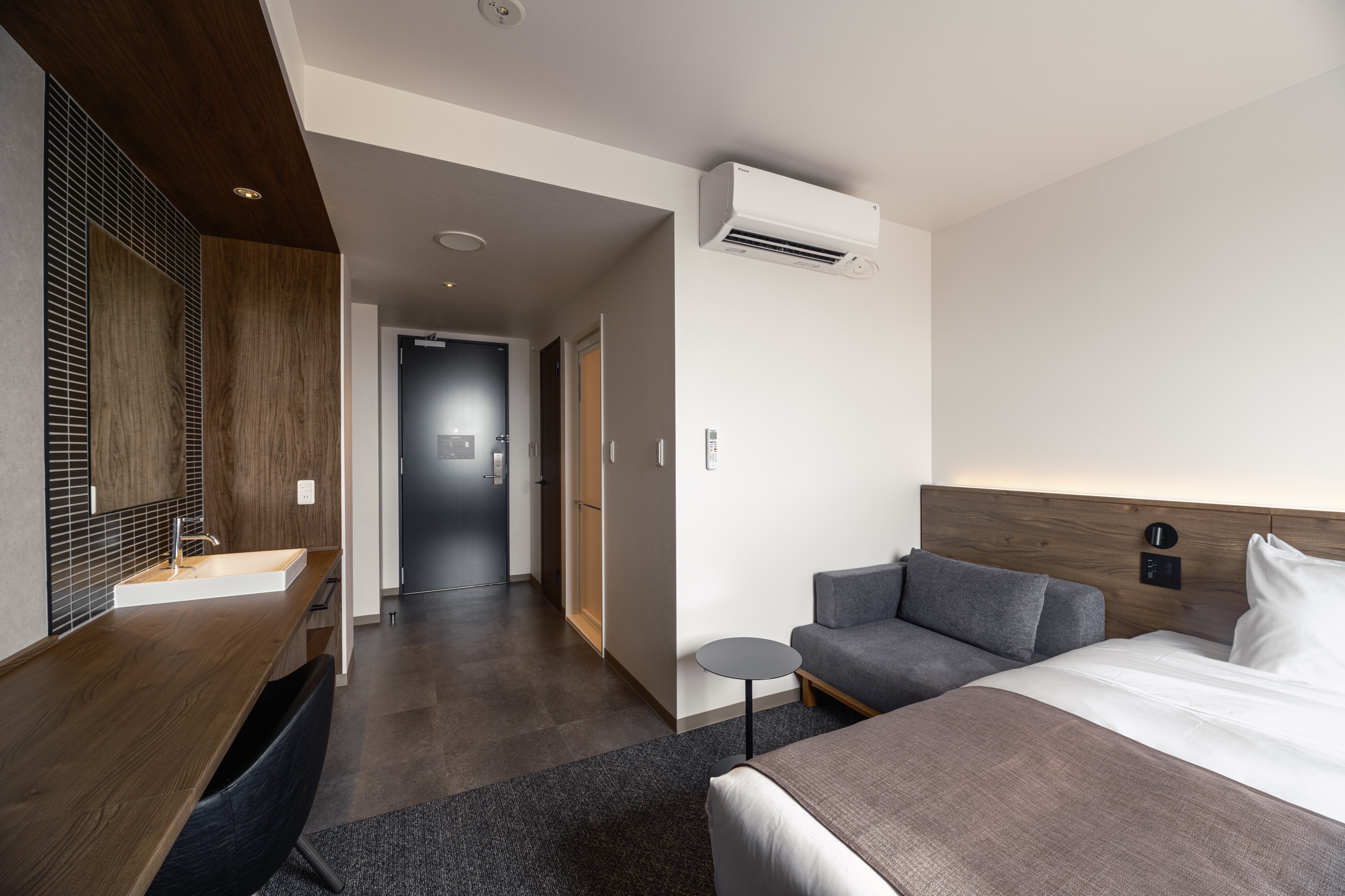 Double | Concept Night - Nox | 21.9㎡ and up | Separate bath, sink and toilet | All rooms non-smoking |