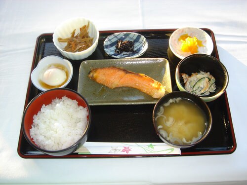 Breakfast example (Japanese food, salmon)