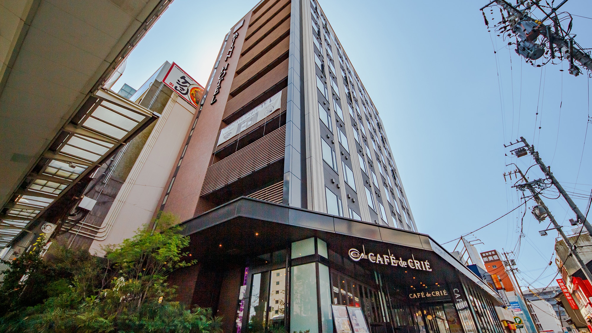 ◆Exterior (close-up) About 50 seconds walk from Toyotashi Station!