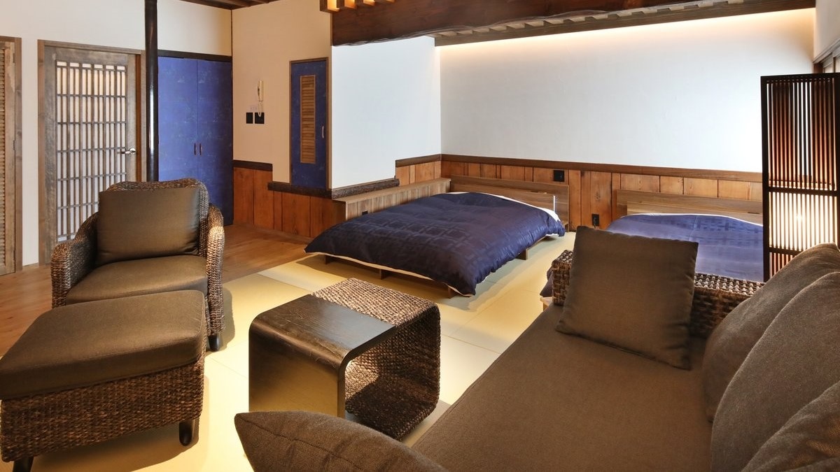 Hanashinobu (private indoor bath, bed, capacity 3 people)