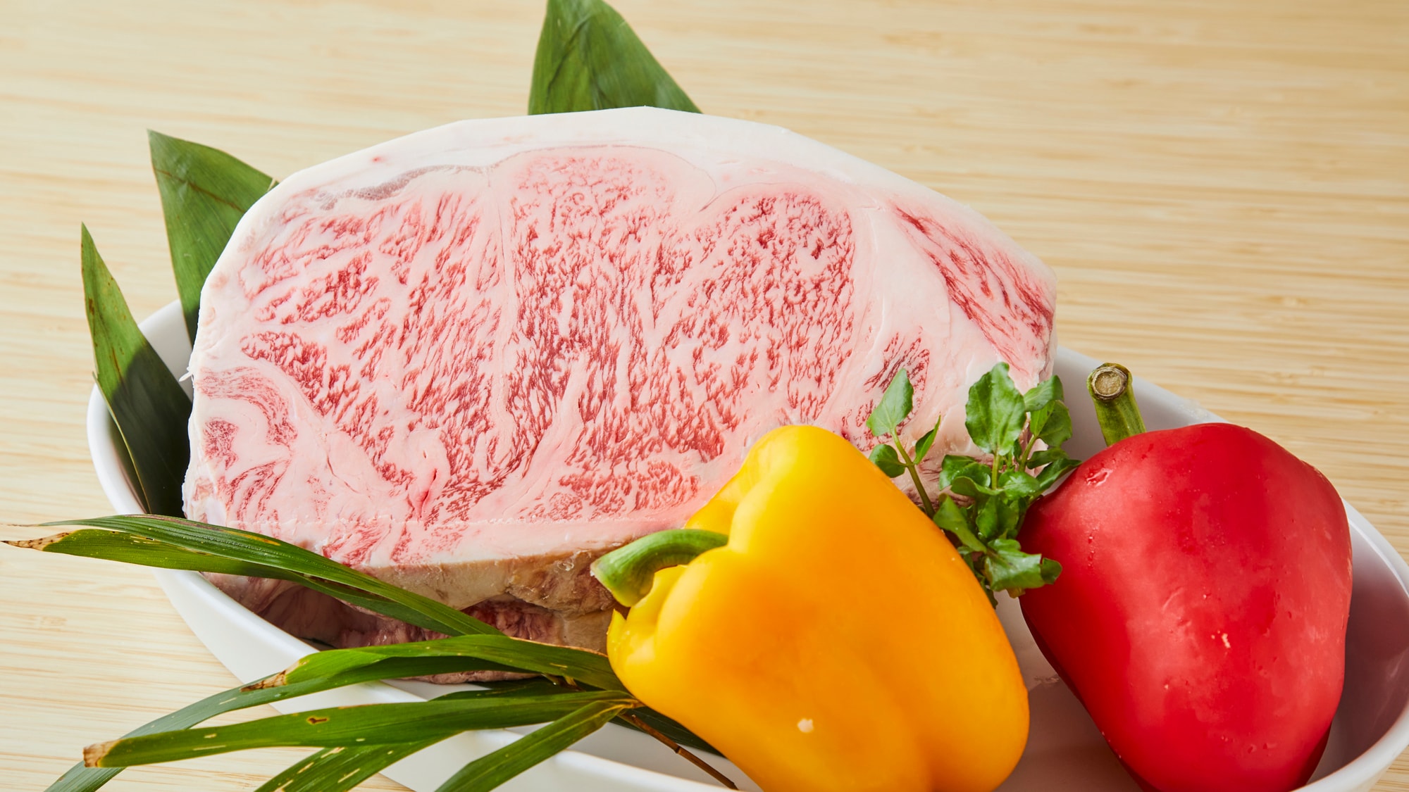 *【晚餐<元箱根>】 例】纯神奈川牛肉/神奈川产的牛肉品牌，以油脂甘甜为特点。