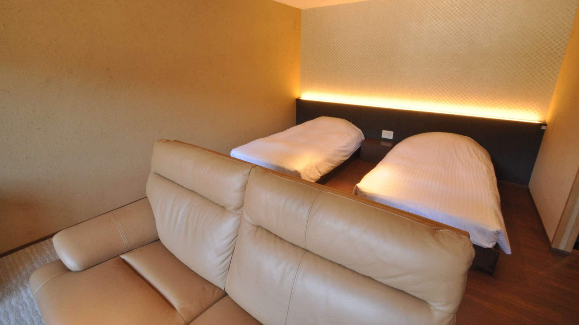 Top floor twin room