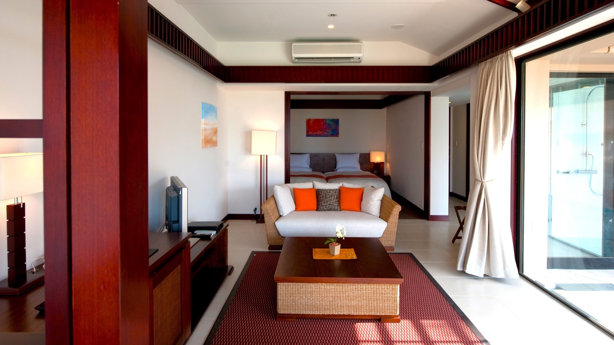 [Pool Villa Lagoon Suite (1F-3F)] A special vacation that unleashes your heart is waiting for you.
