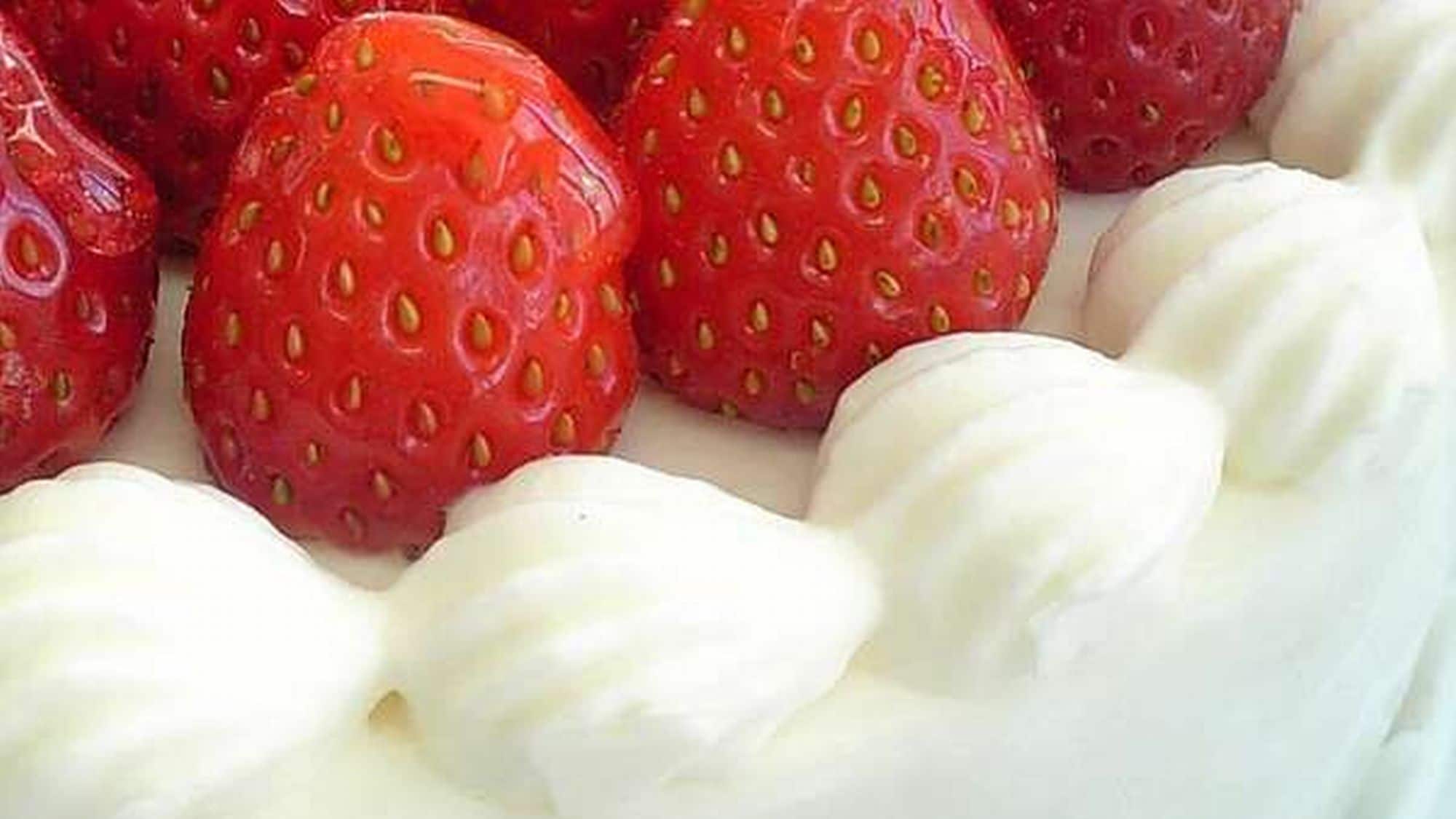 케이크를 둘러싸고 축하♪ ※사진은 이미지입니다