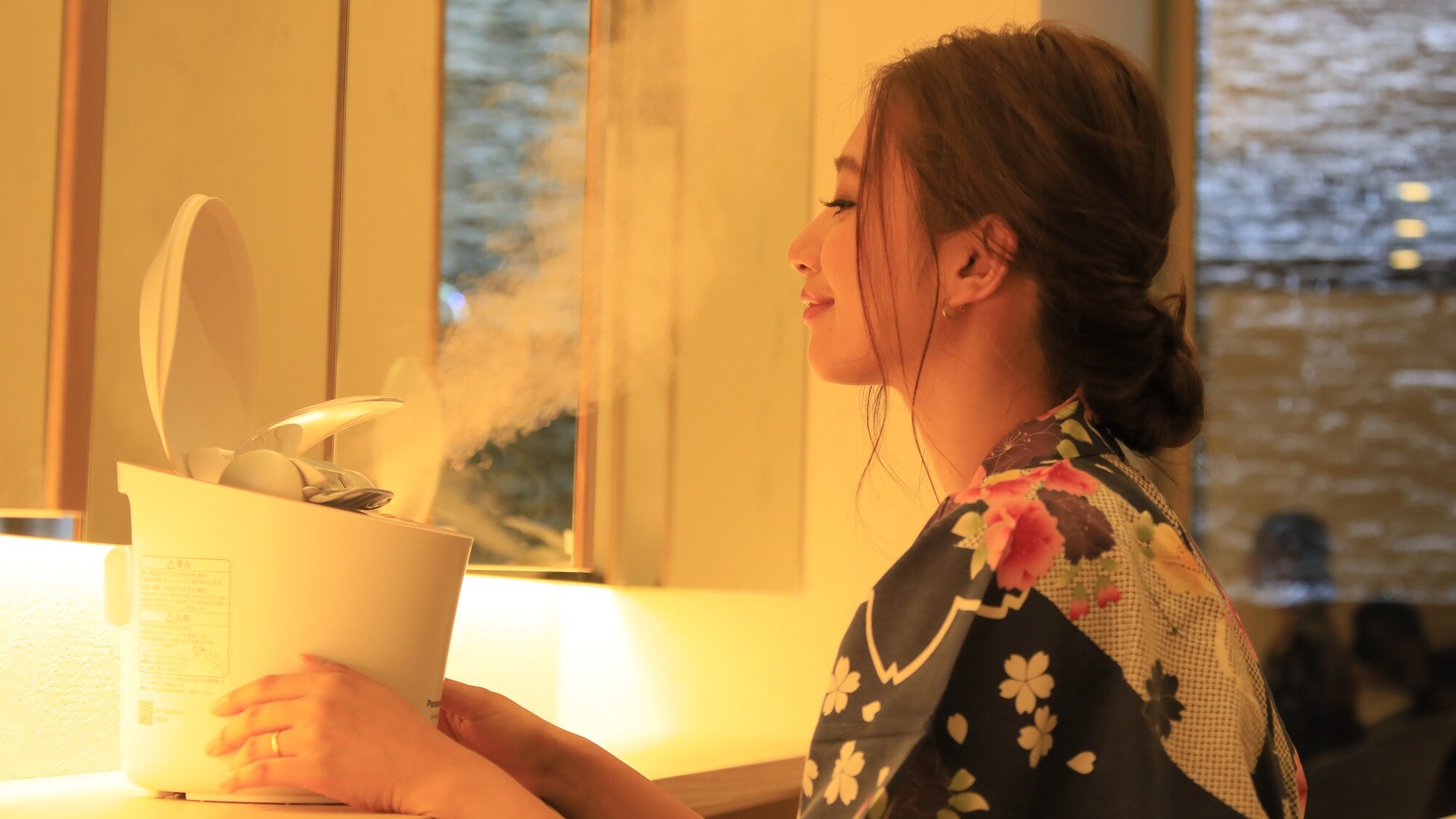 [Powder room] Self-esthetic with nano care facial equipment