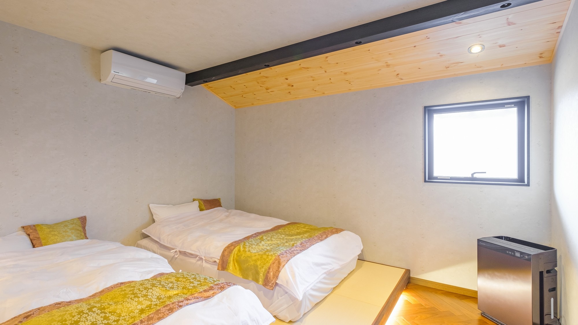 [Nijo] Kamar tidurnya terpisah jadi kamu bisa beristirahat dengan tenang.