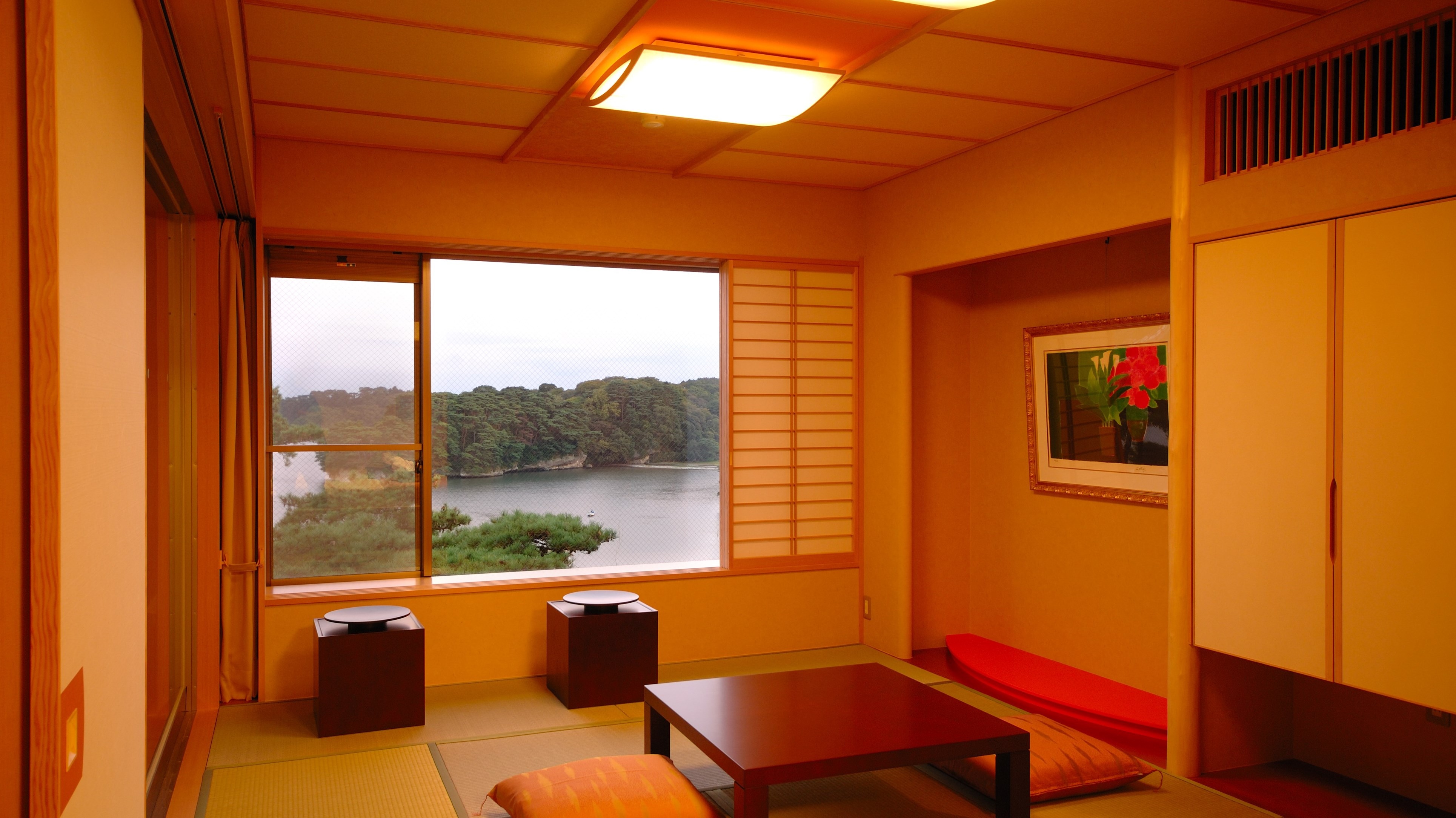 Seaside courtyard (living room) 16:9