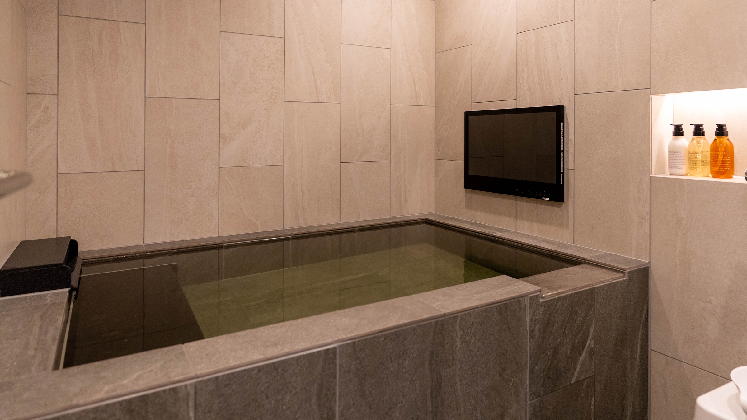 【無菸】套房，附室內浴室