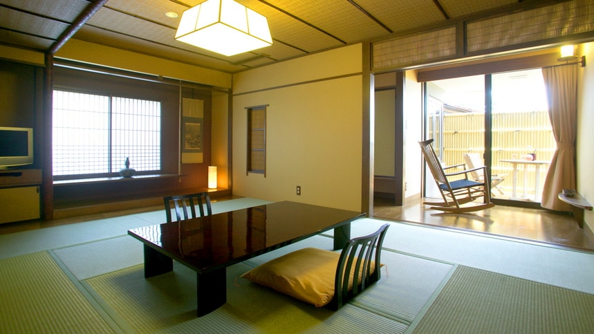 ■ Tsuruage kakurei with open air ■ -Heian-1 (Japanese-style room 10 tatami mats + balcony)