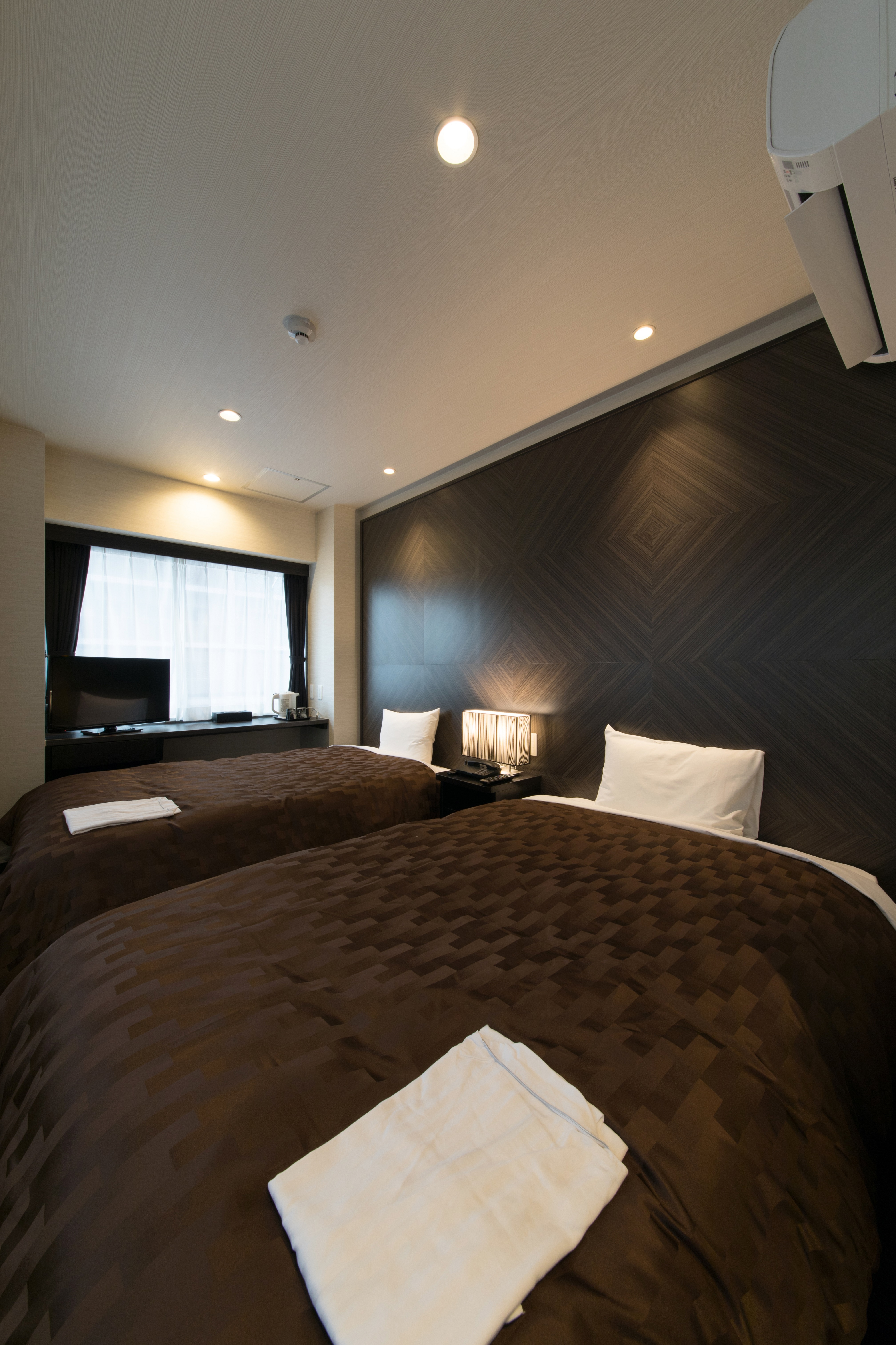 Twin room (example)