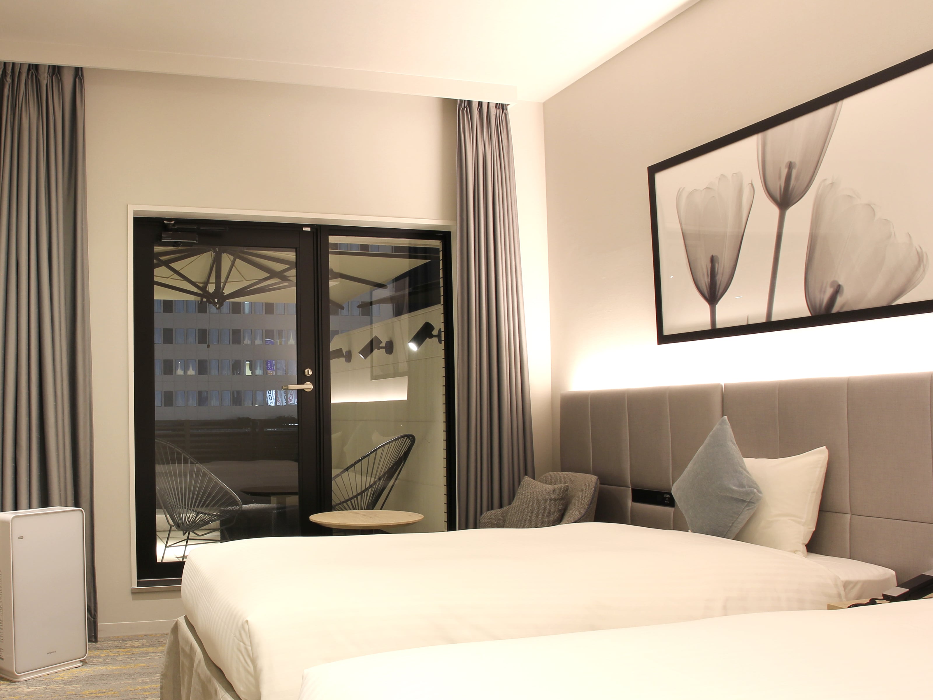 Balcony twin room