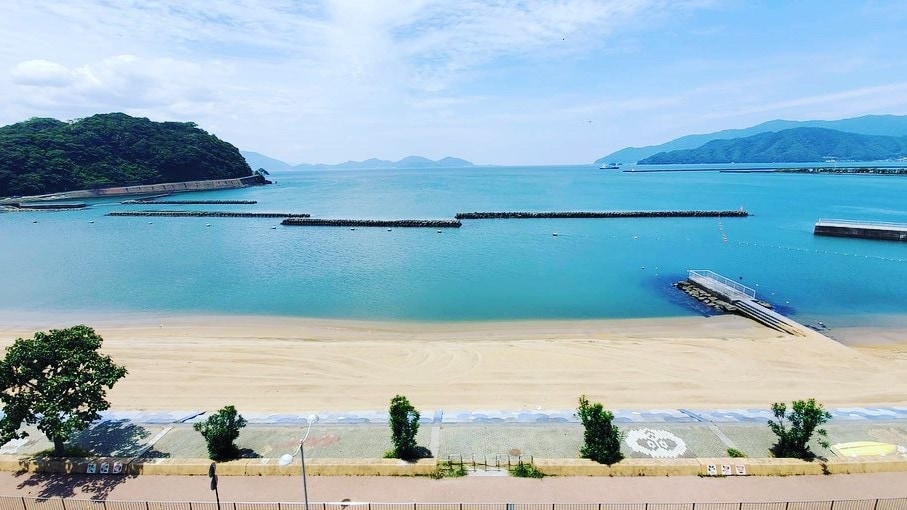 Shiratori Beach