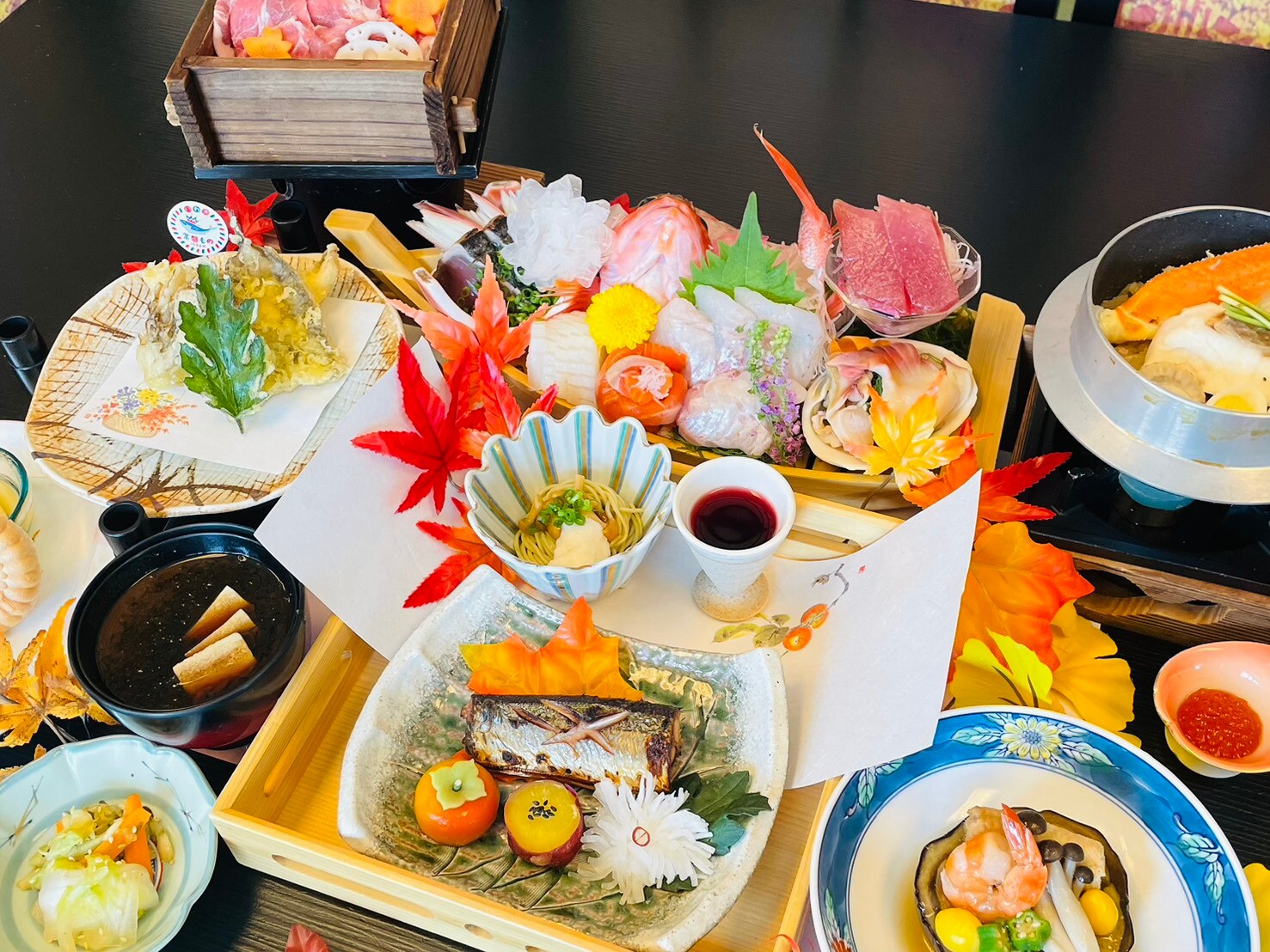 【繽紛套餐】秋季菜單（圖片僅供參考）