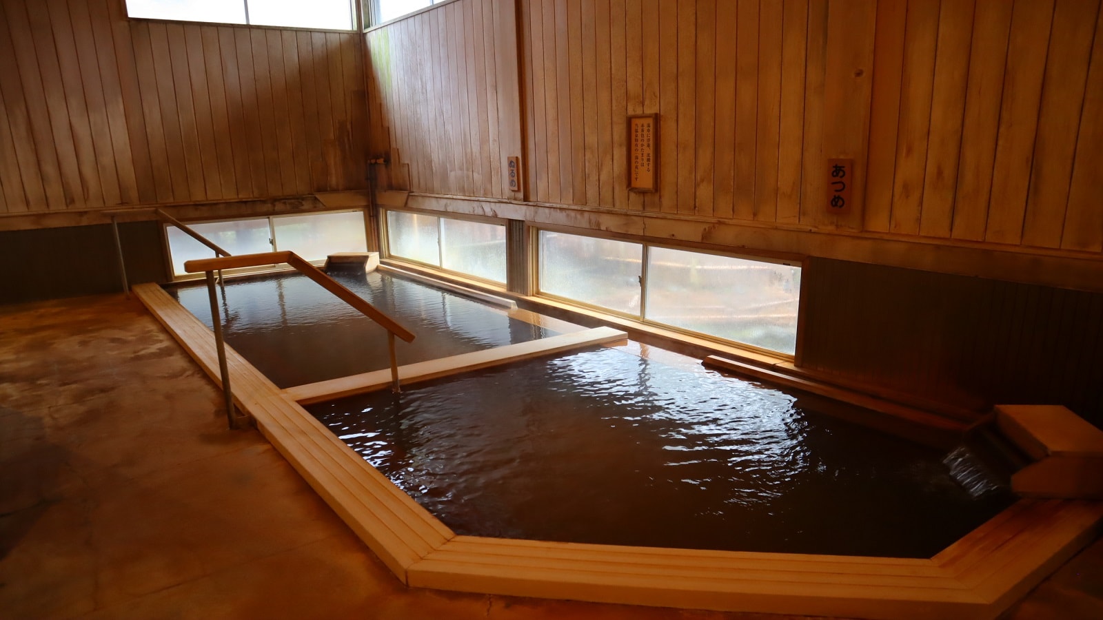 ◆ [Large communal bath] Kikyo no Yu indoor bath