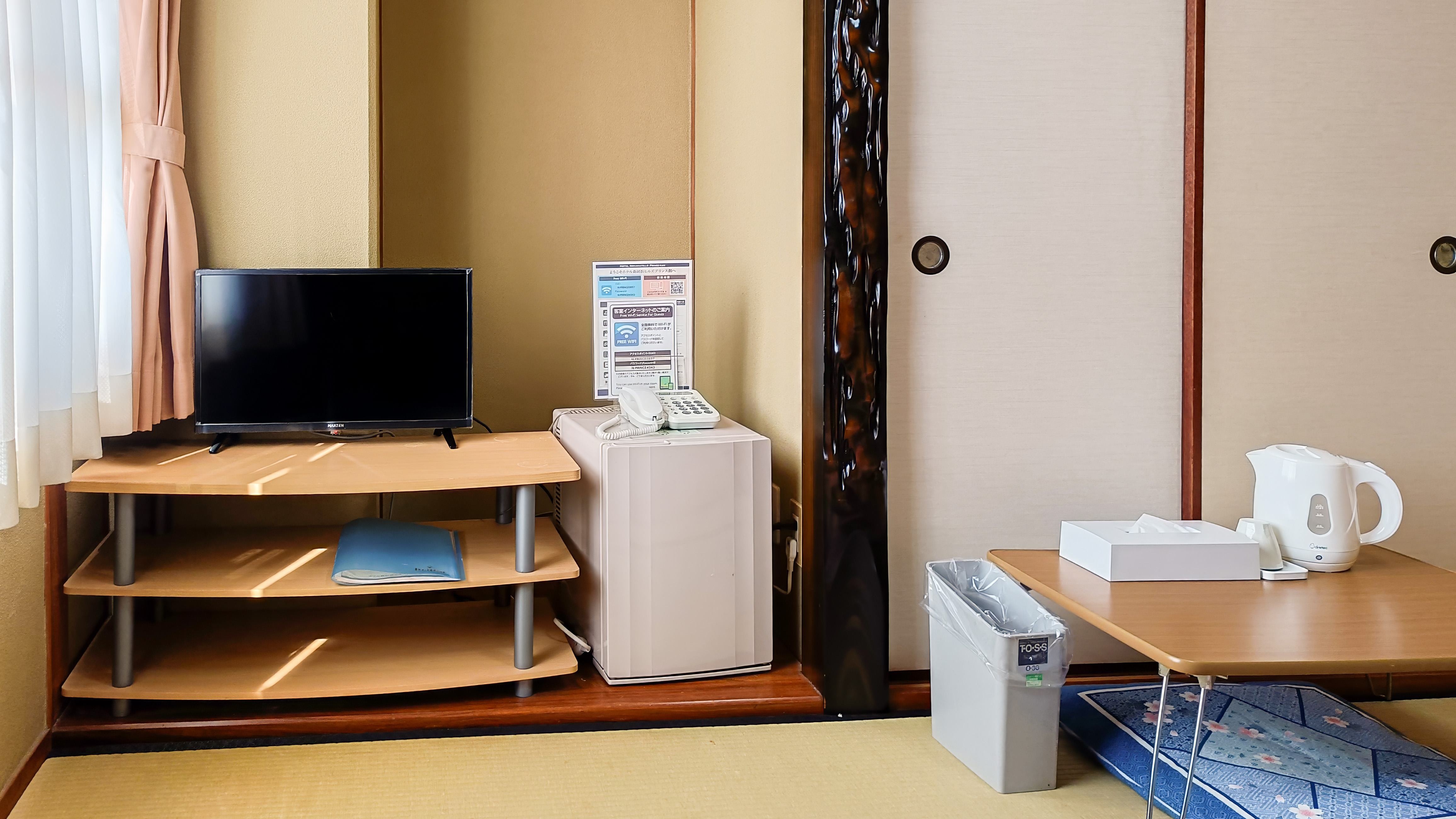 6 tatami Japanese-style room