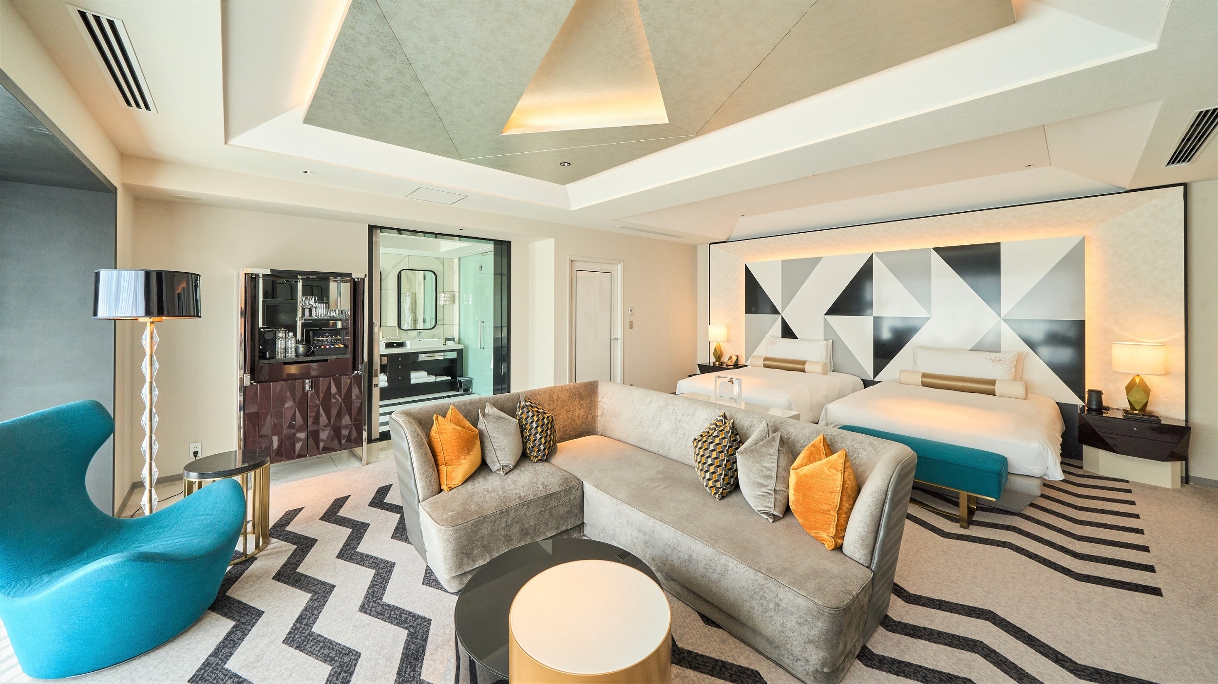 거실 (프리미어 스위트 트윈)