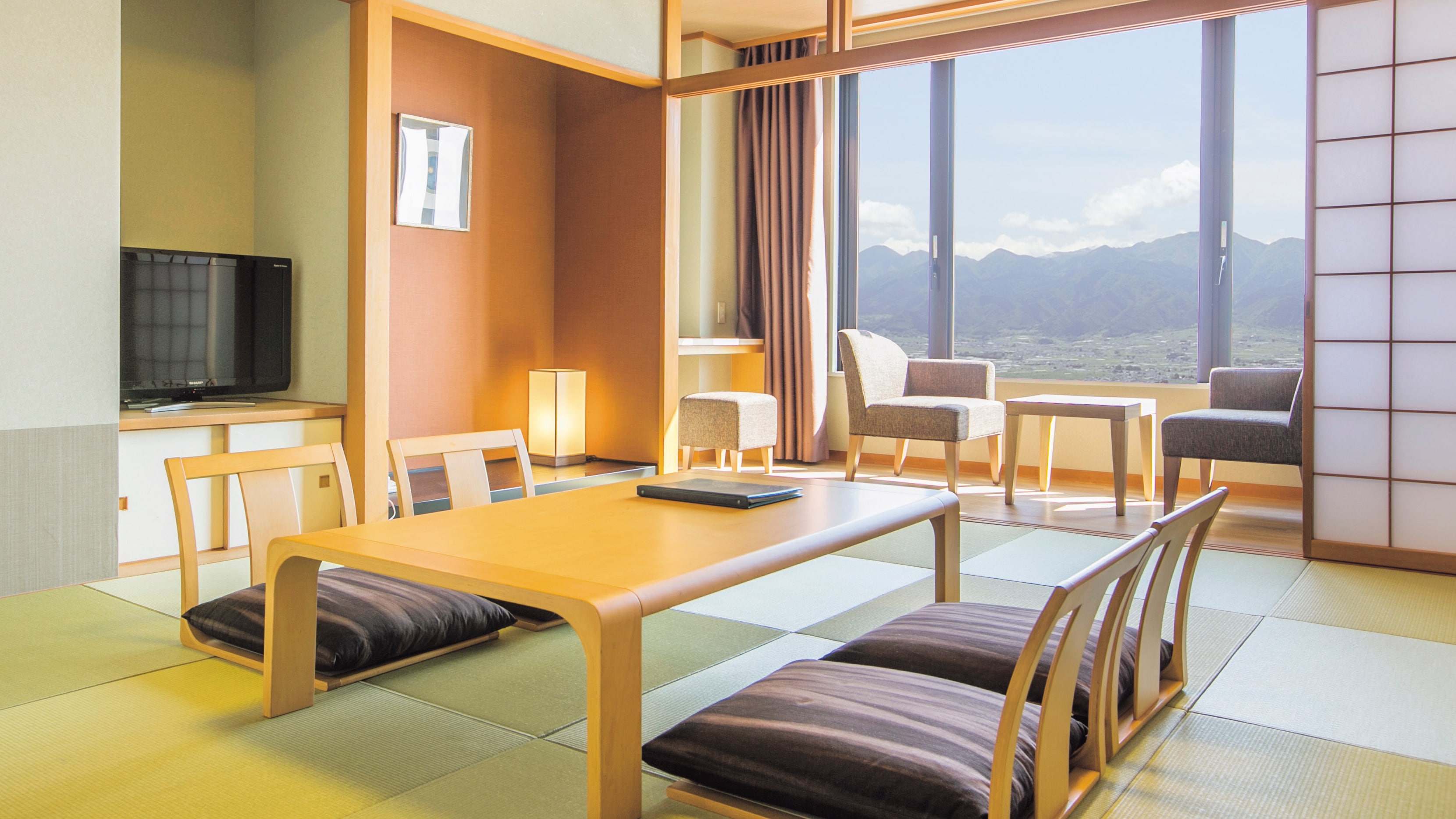 Japanese-style room 10 tatami mats