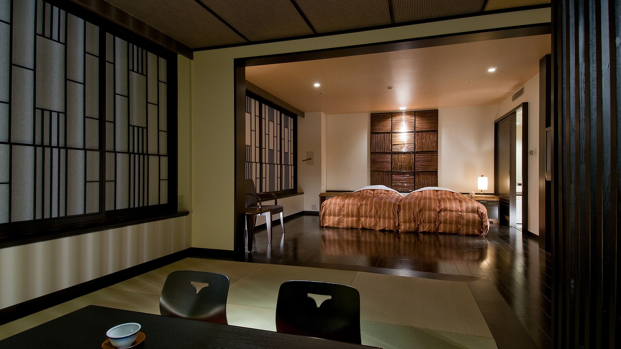 ■Upper floors■Deluxe Japanese-Western room