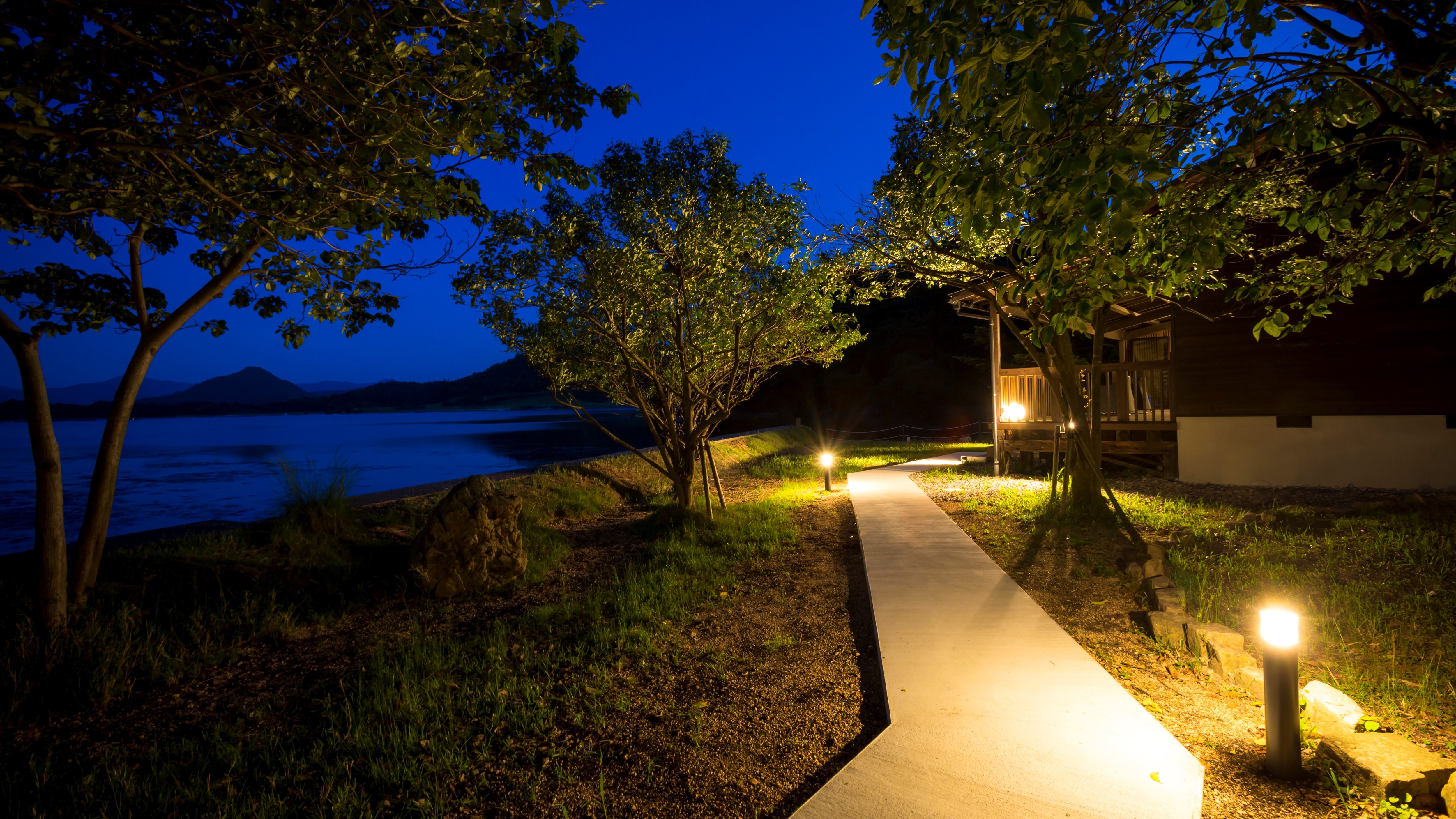 [Exterior] Relax in this detached building, which only accommodates one group per day.
