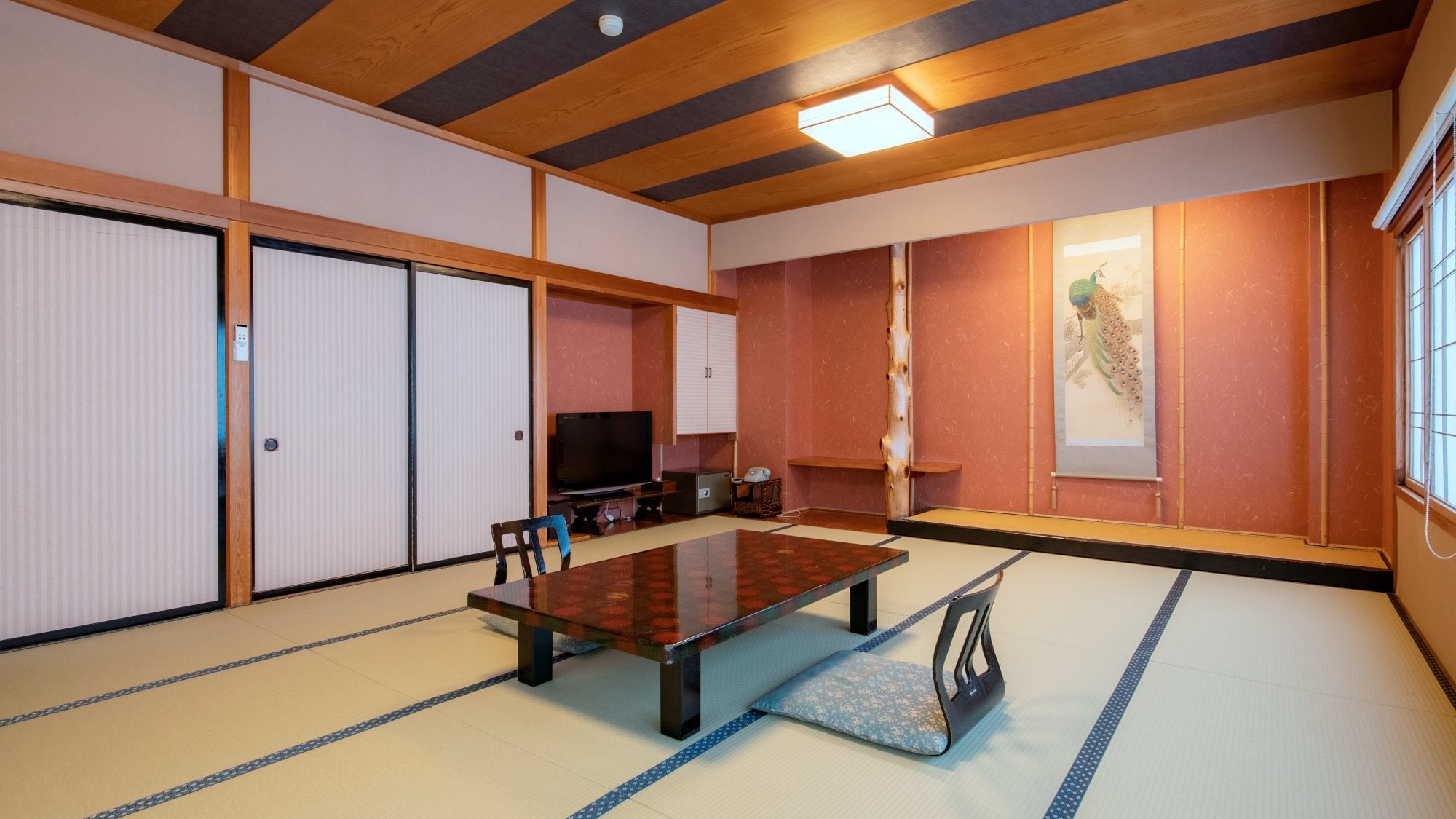 【本館日式房間】無浴室/帶衛生間（8-12榻榻米）