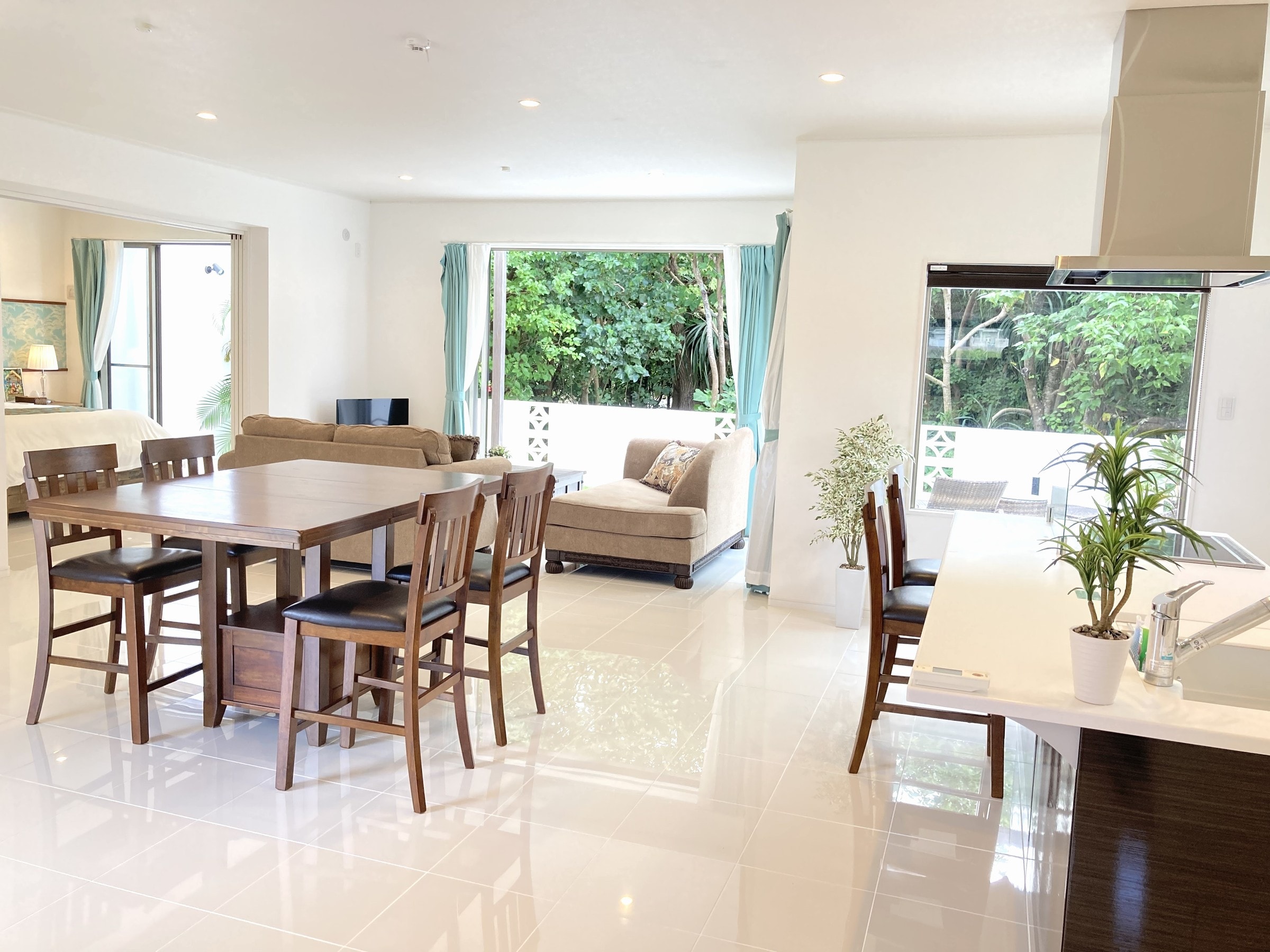 Living room (kukuluisland)