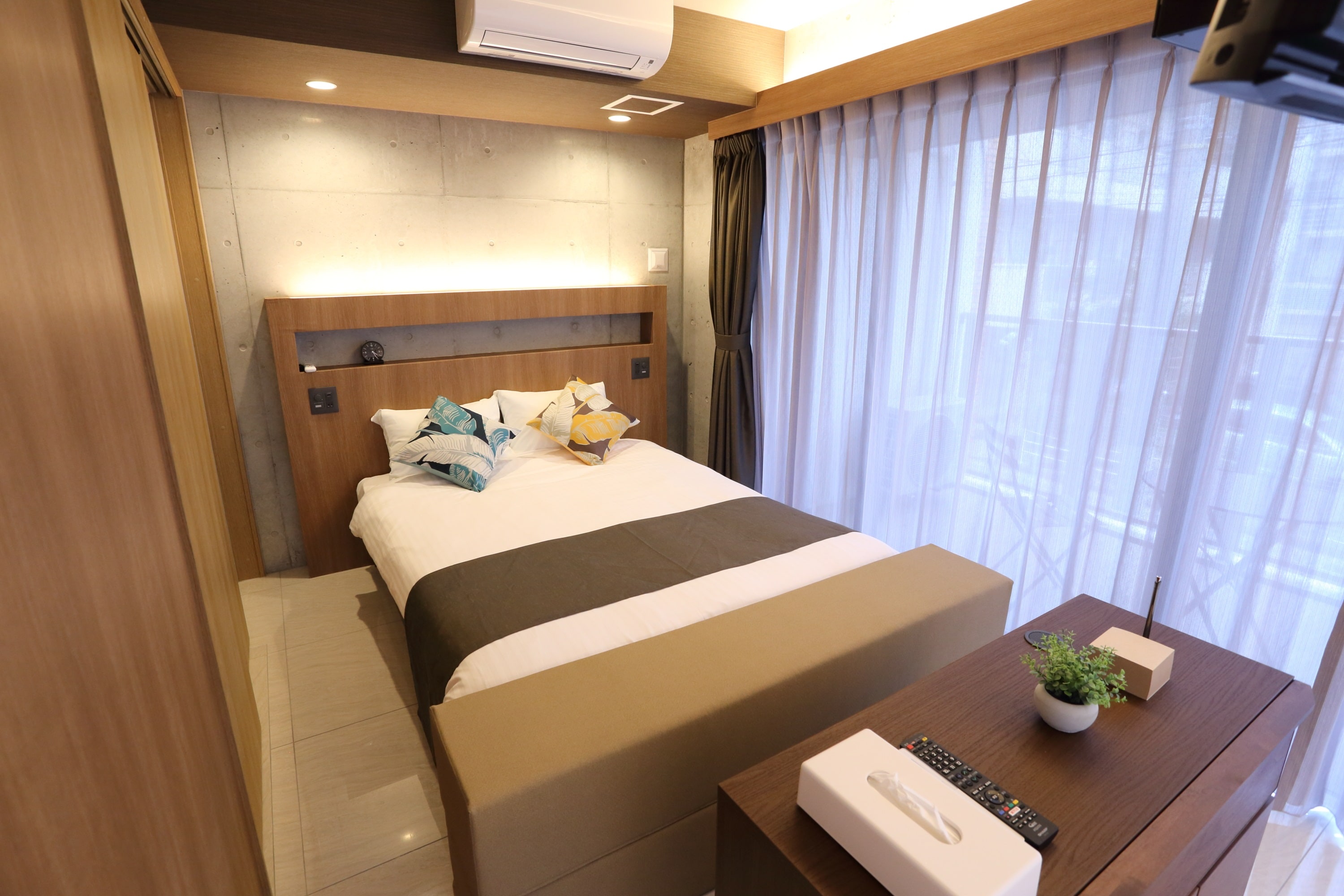 Double bed