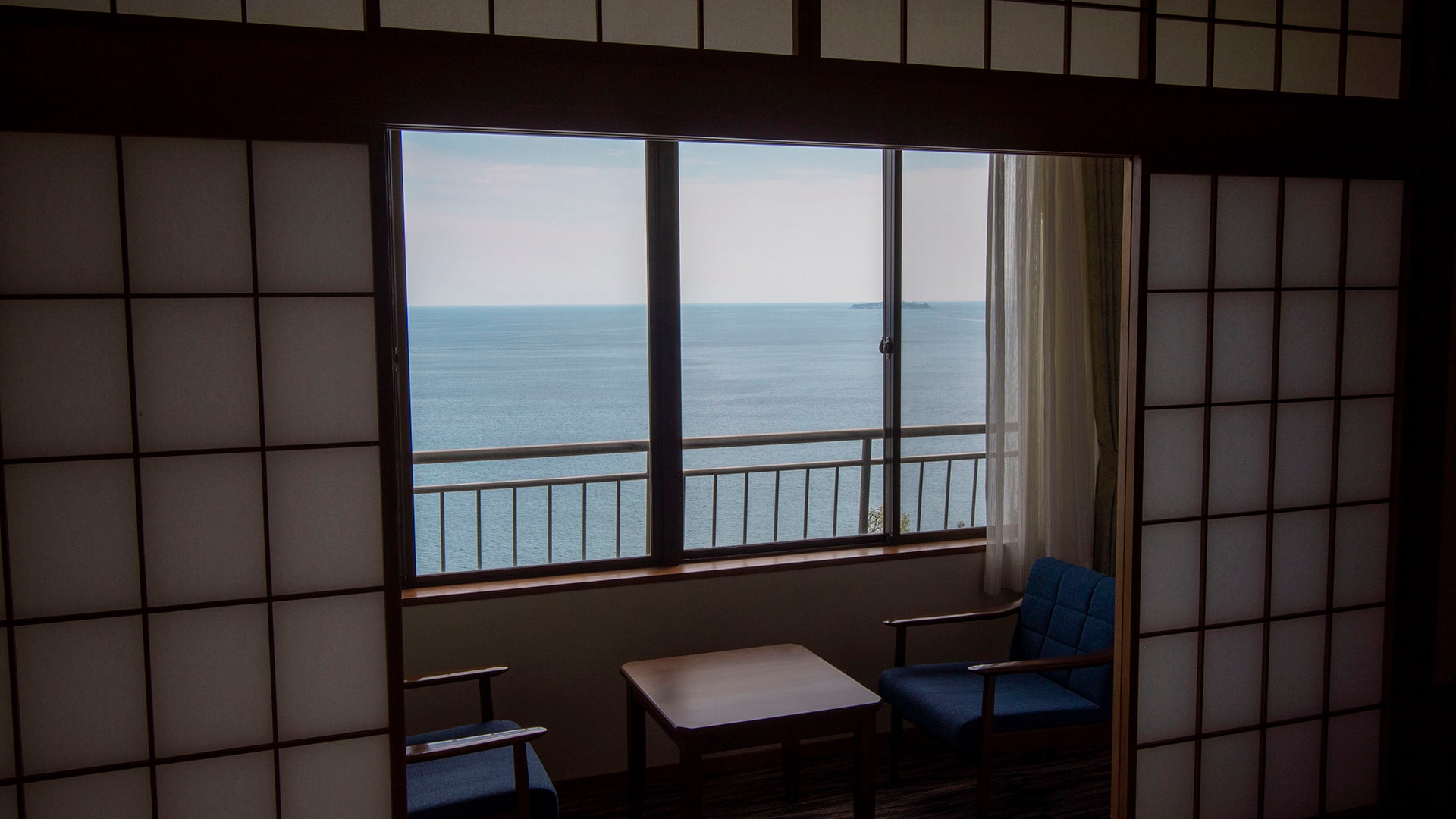 All rooms have ocean views
