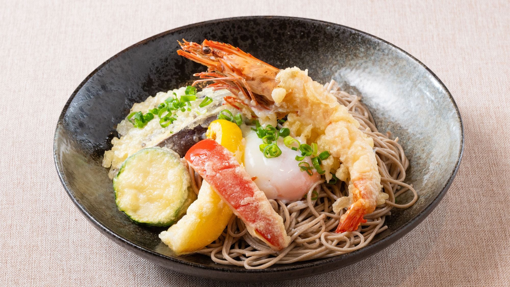 Tempura soba for a late-night snack
