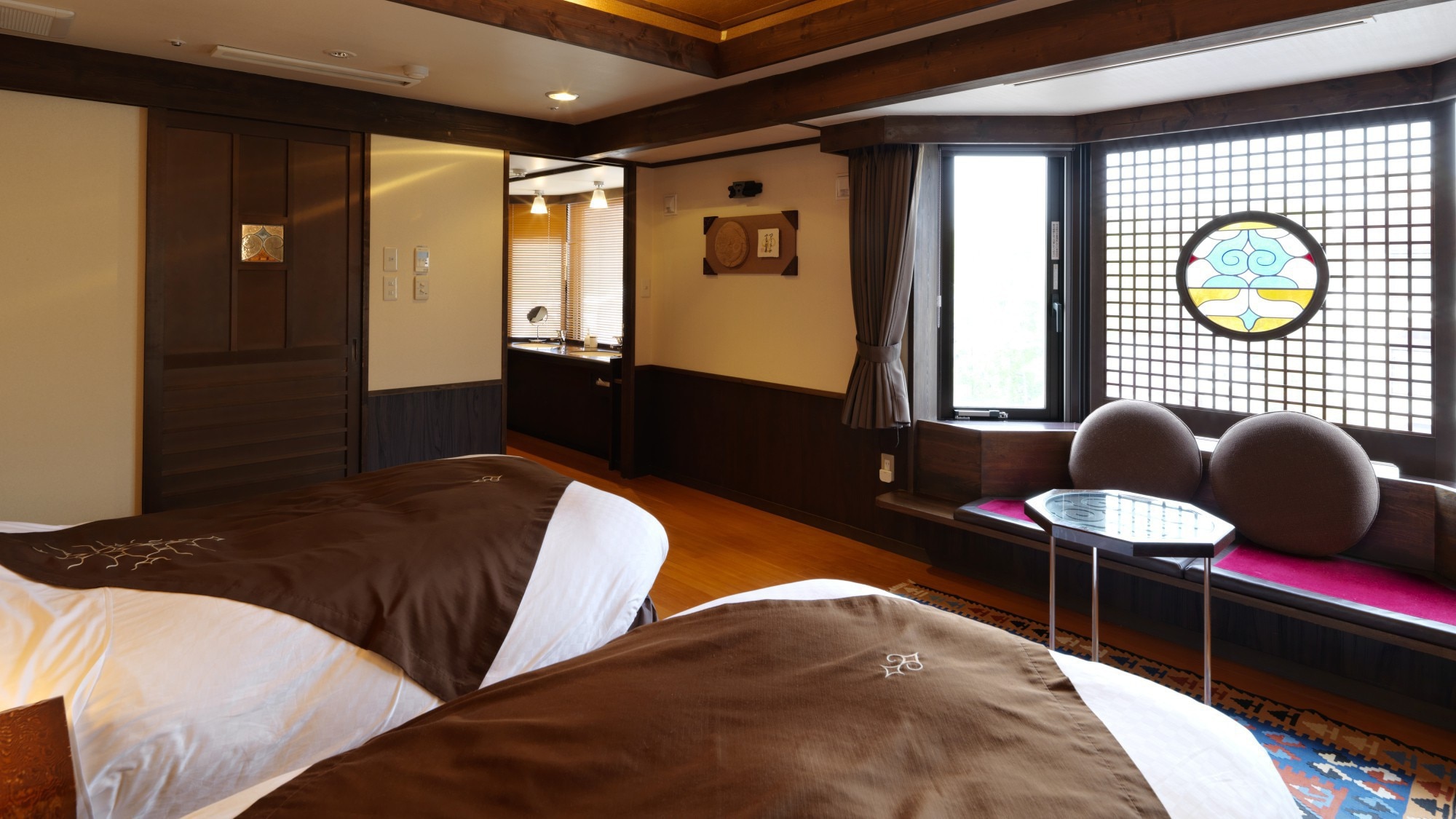 [Main building/Rera] Western-style twin room/Western-style designer room with Ainu pattern motif *Image