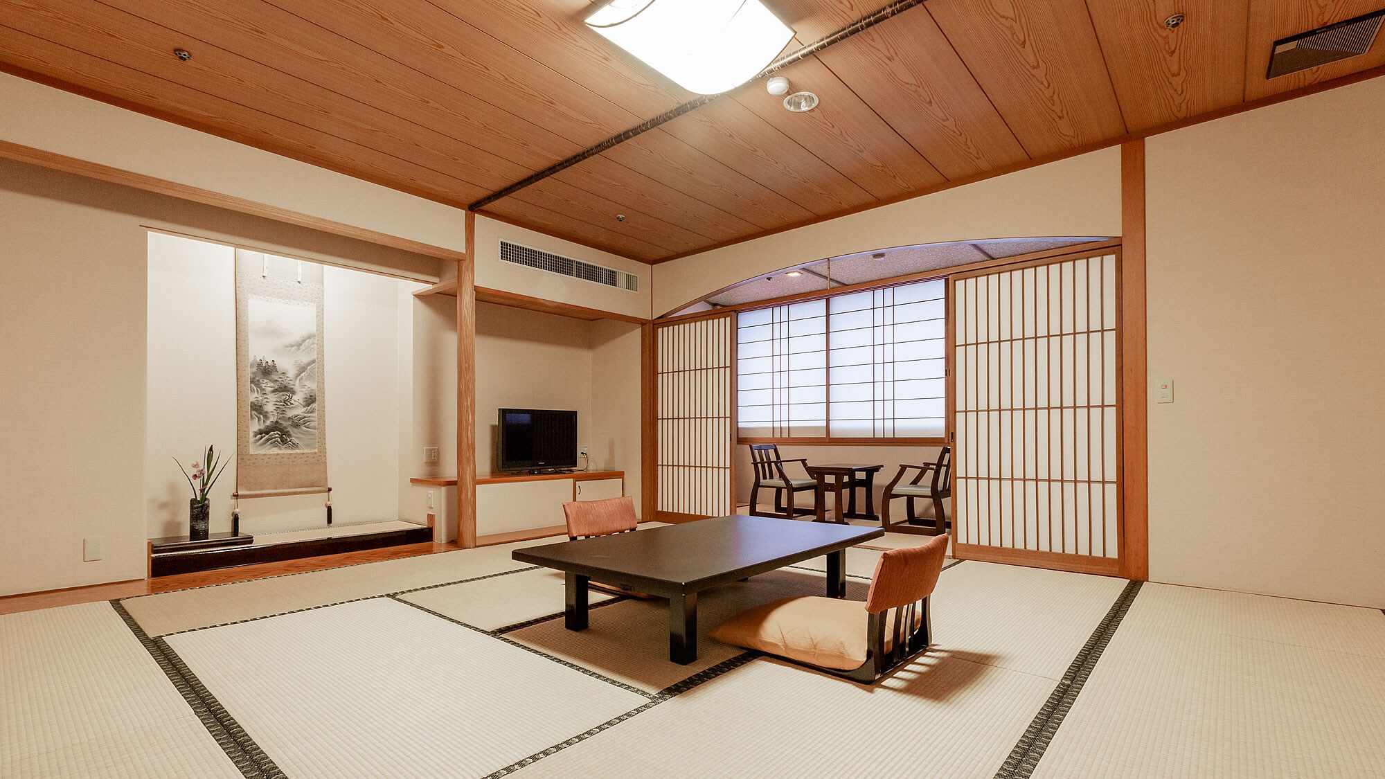 ◆ [Main building ◇ Japanese-style room 12.5 tatami mats + 3 tatami mats]