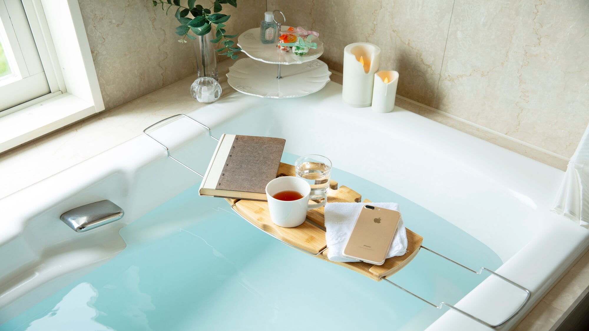 Deluxe View Bath Twin (Garden View)