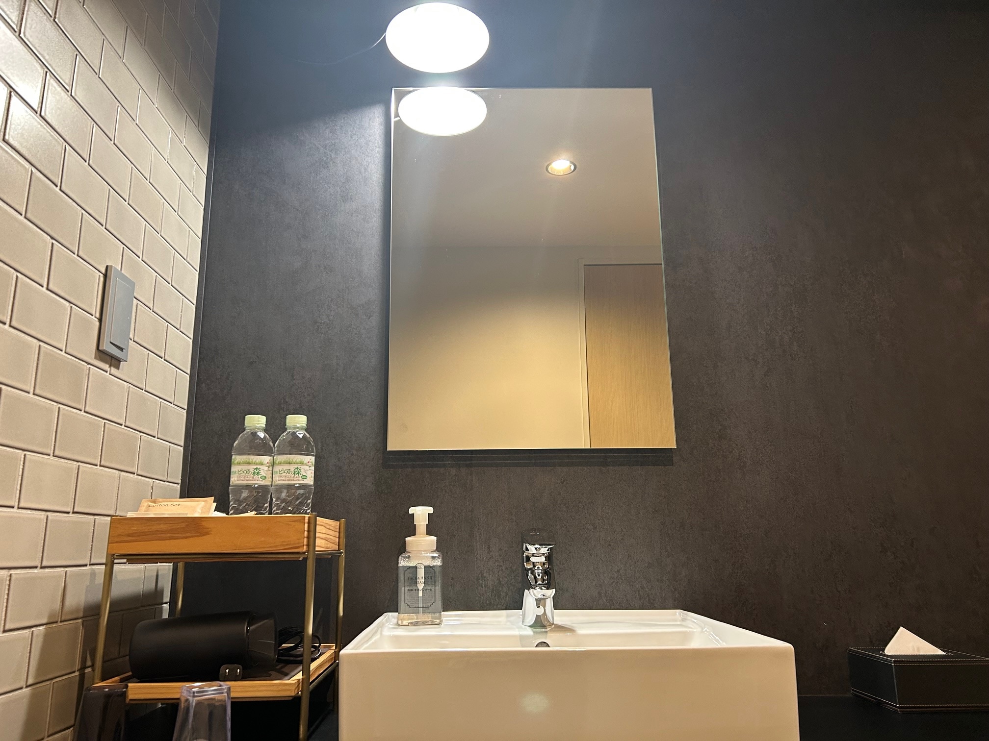 Wastafel kamar deluxe double